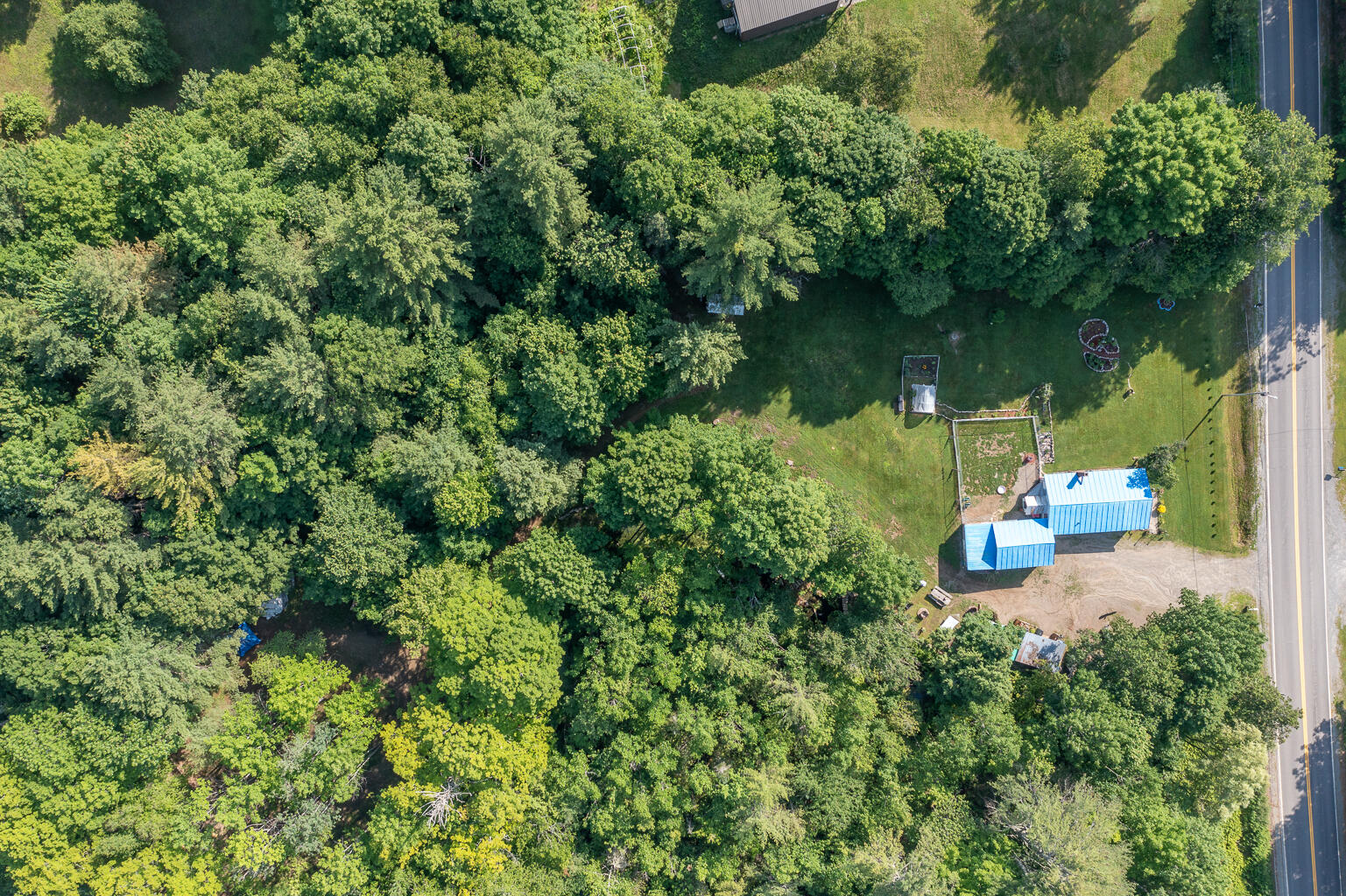 main property photo 41