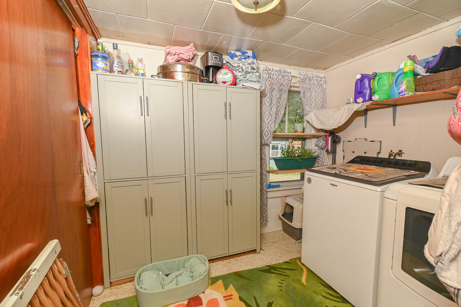 main property photo 49