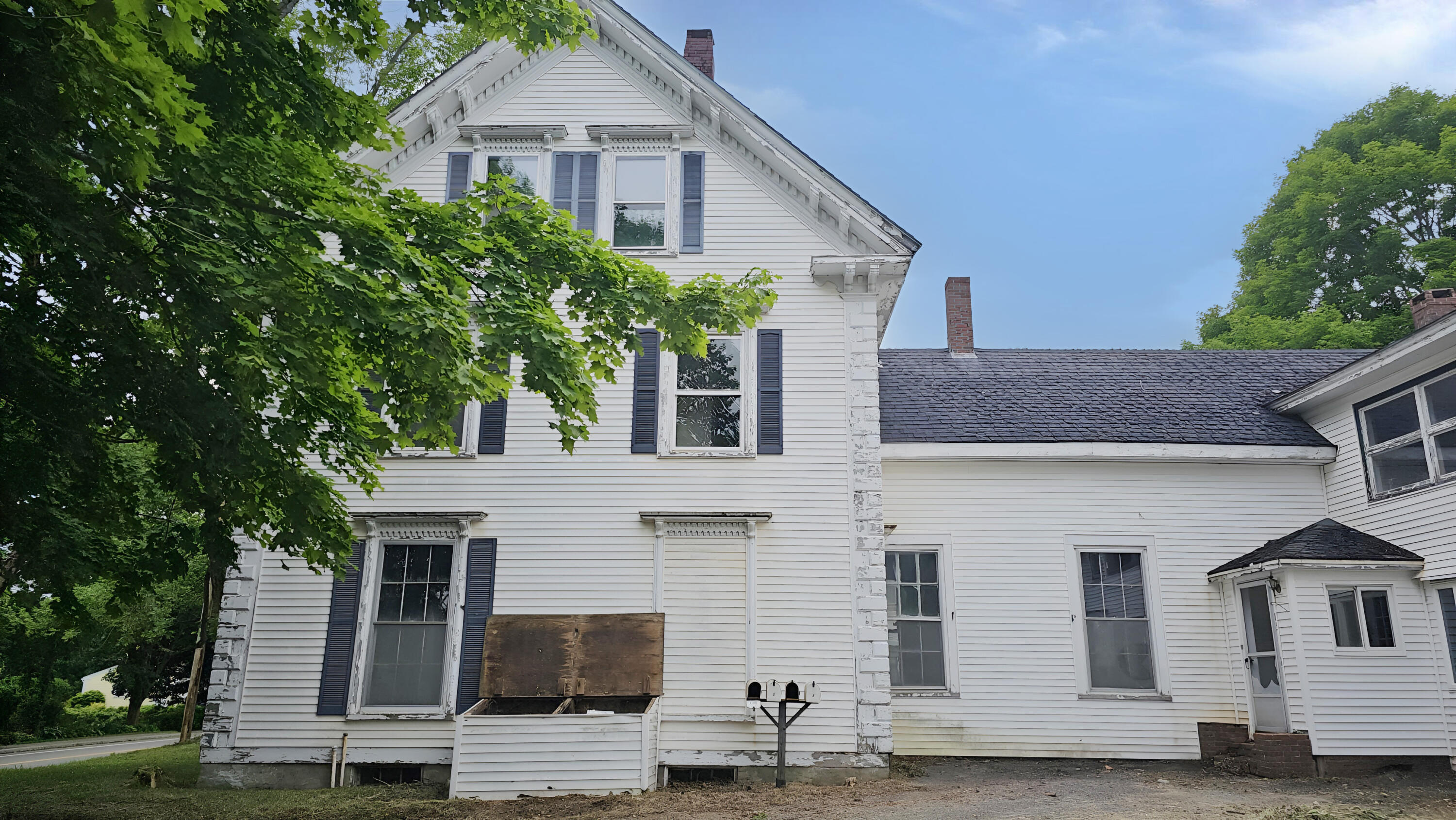 main property photo 3