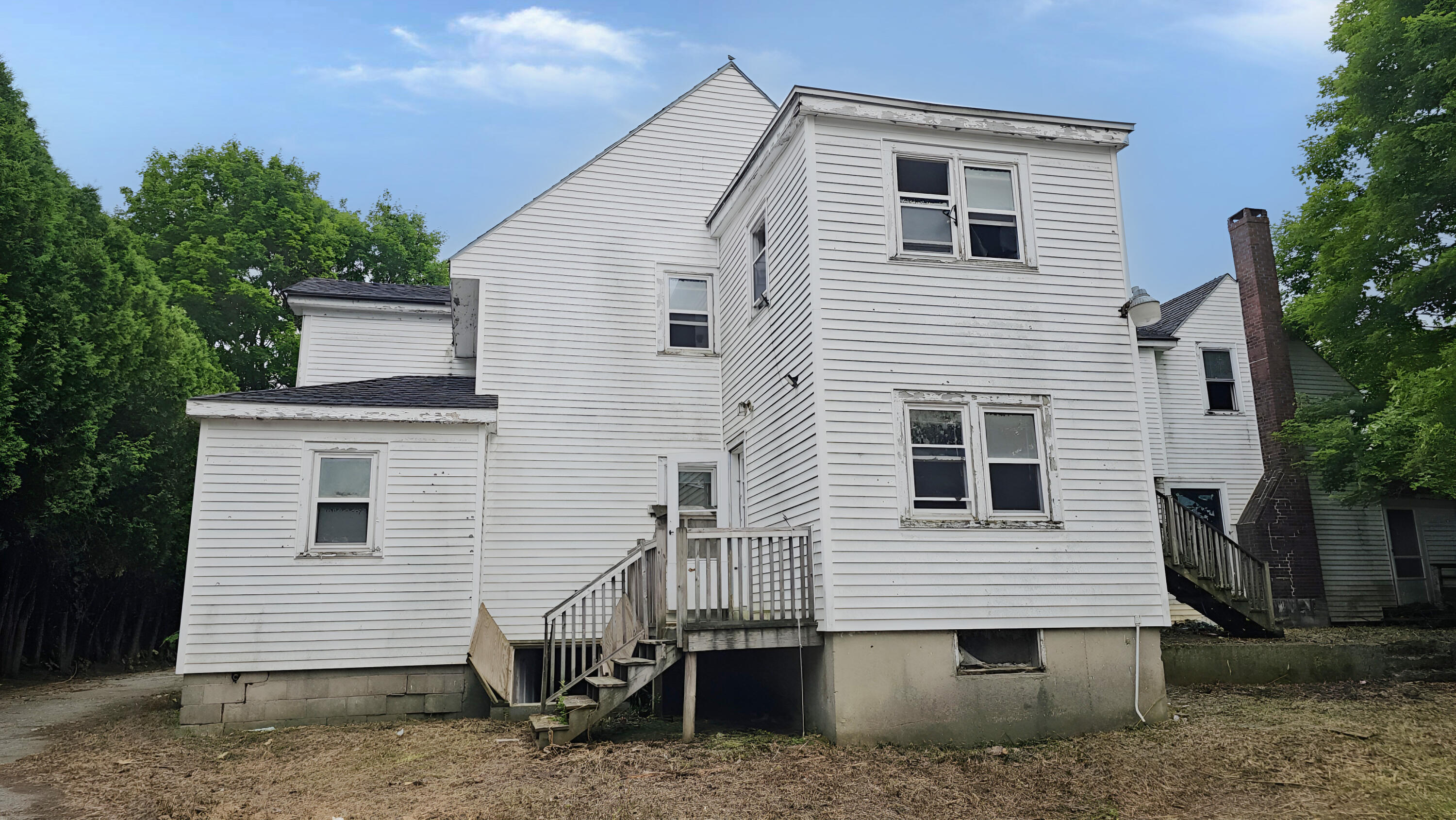 main property photo 5