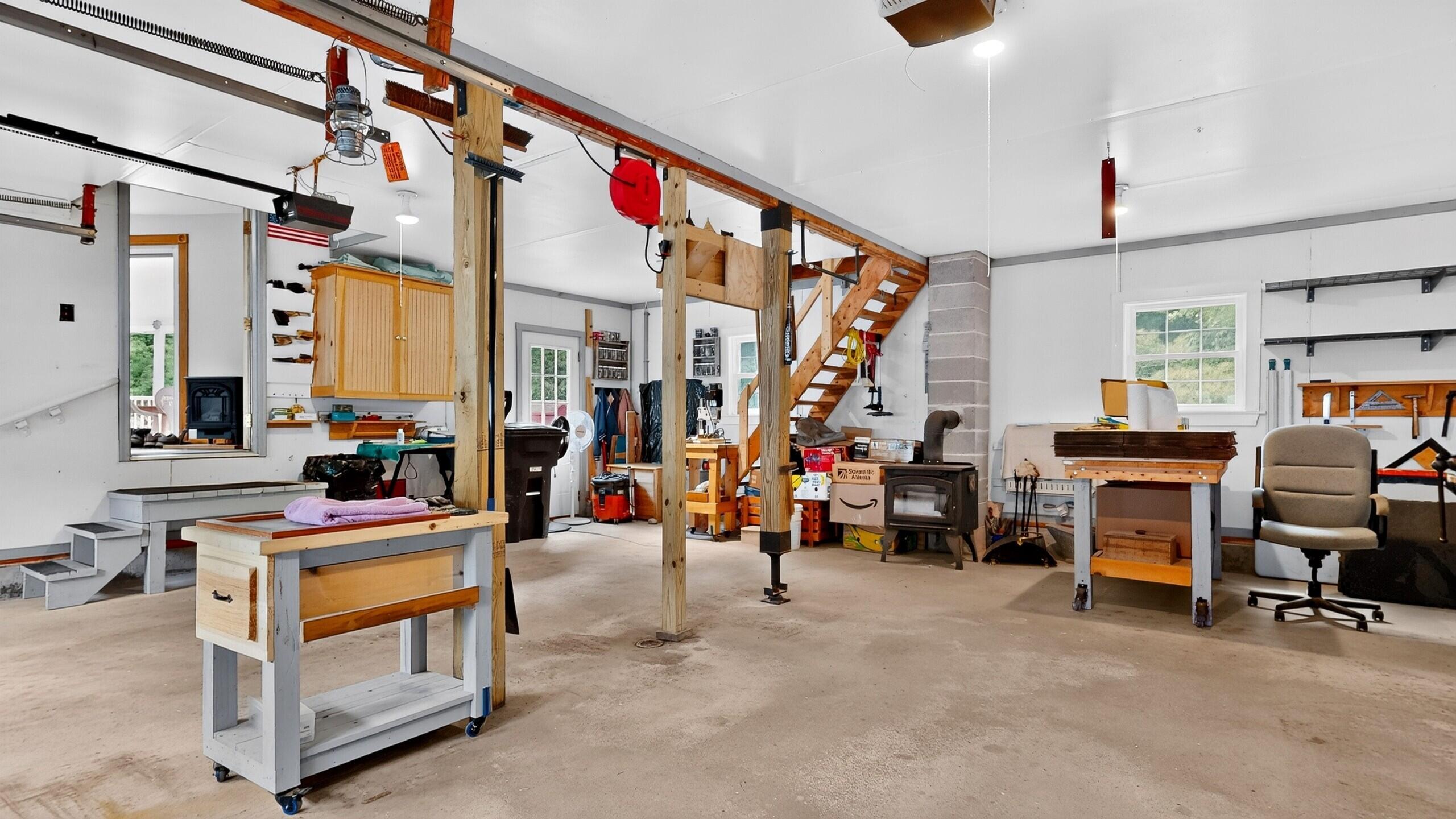 main property photo 51