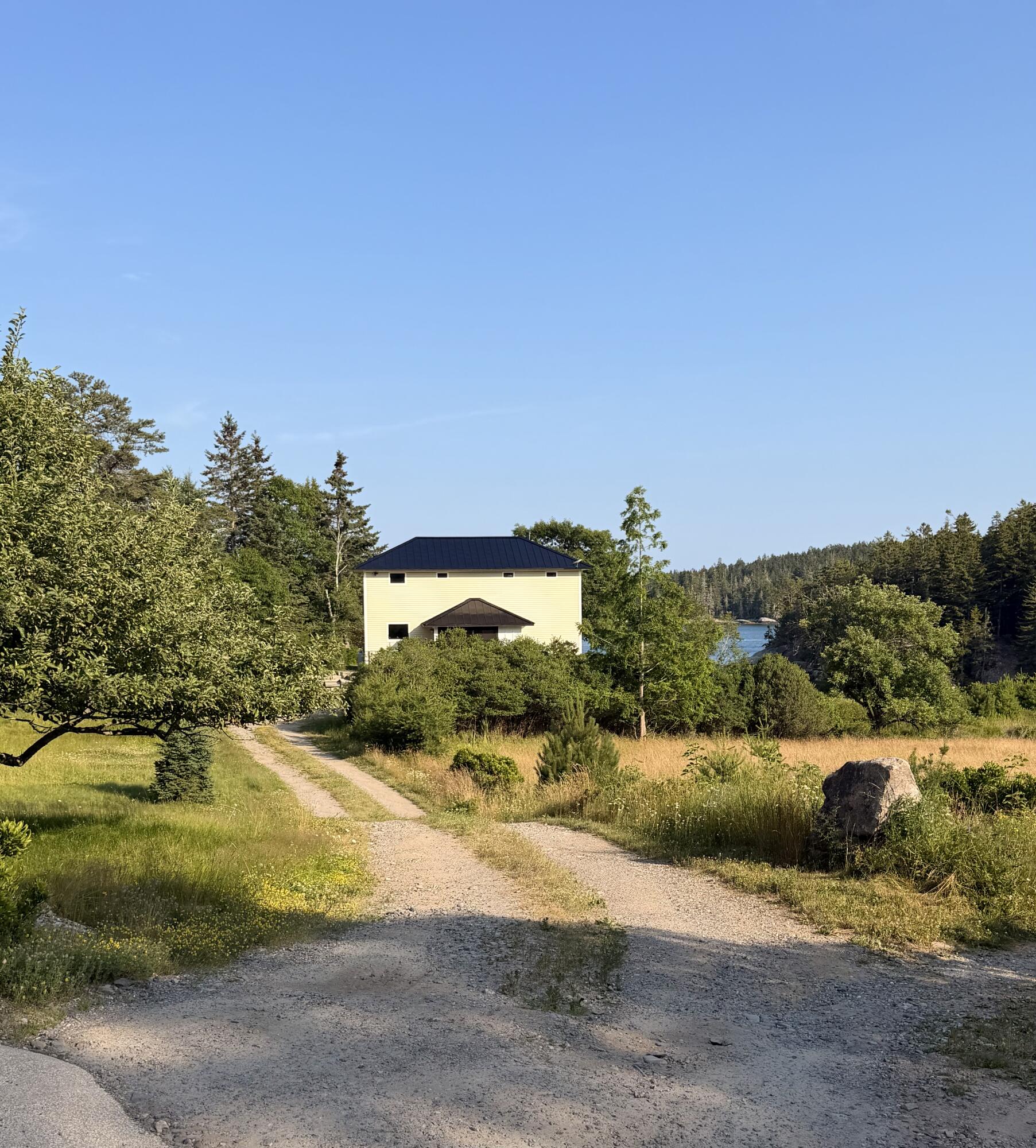 main property photo 49