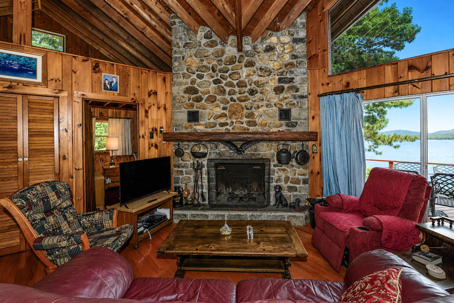 main property photo 10
