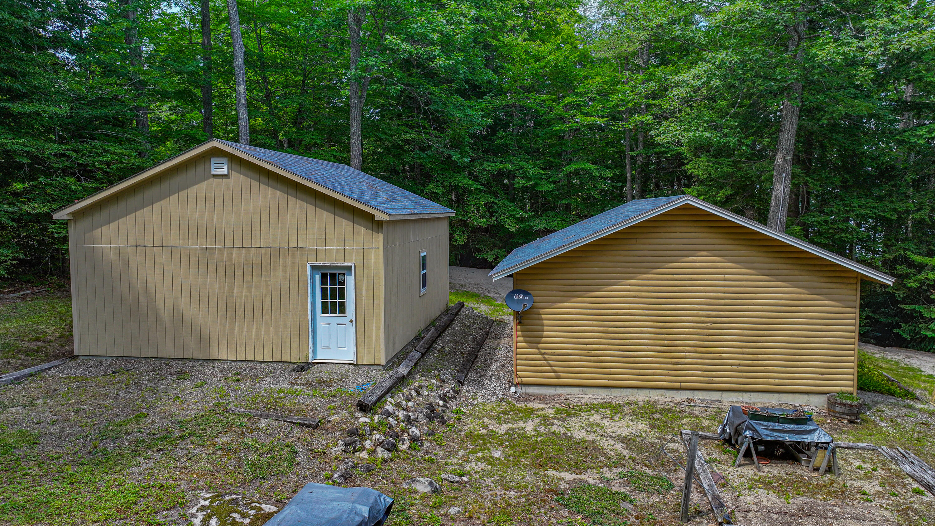 main property photo 34