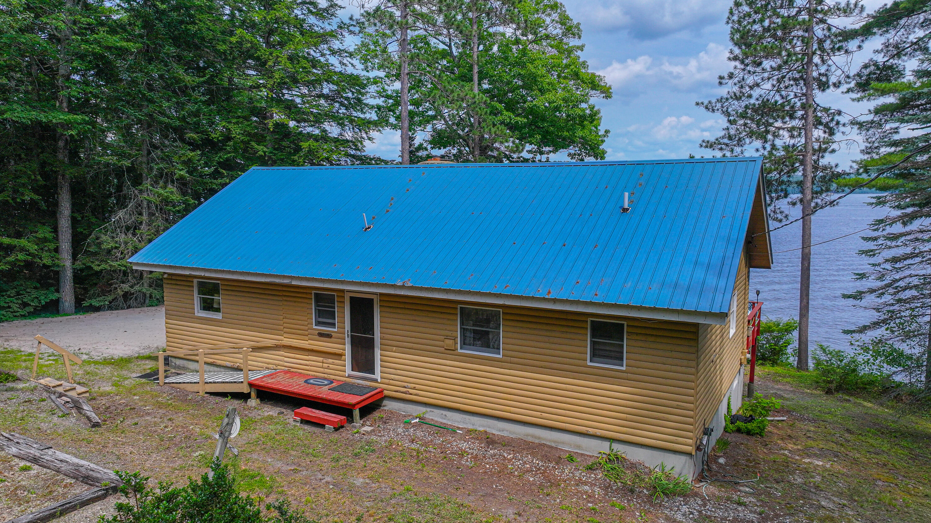 main property photo 7