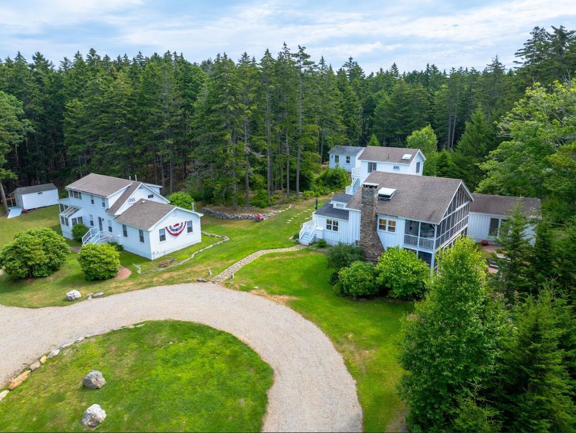 main property photo 79