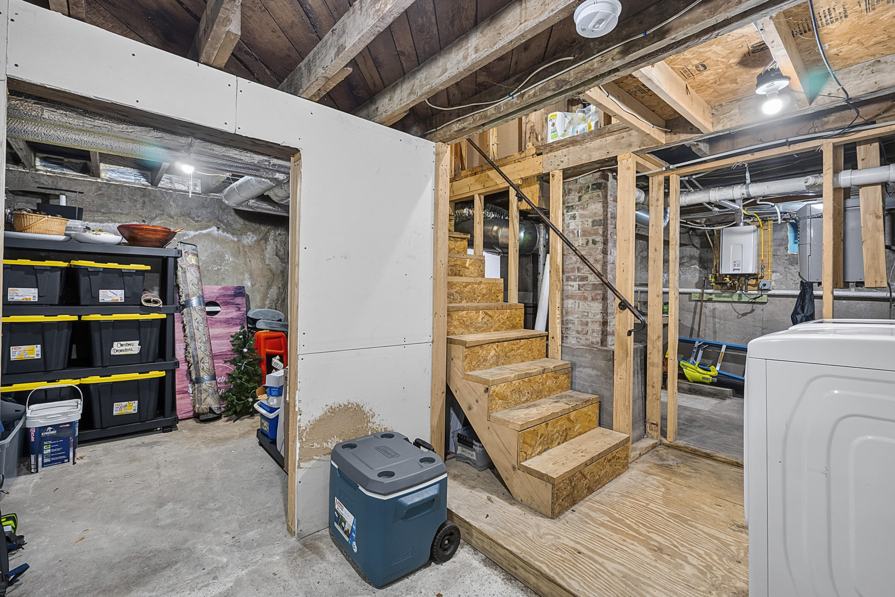 main property photo 35