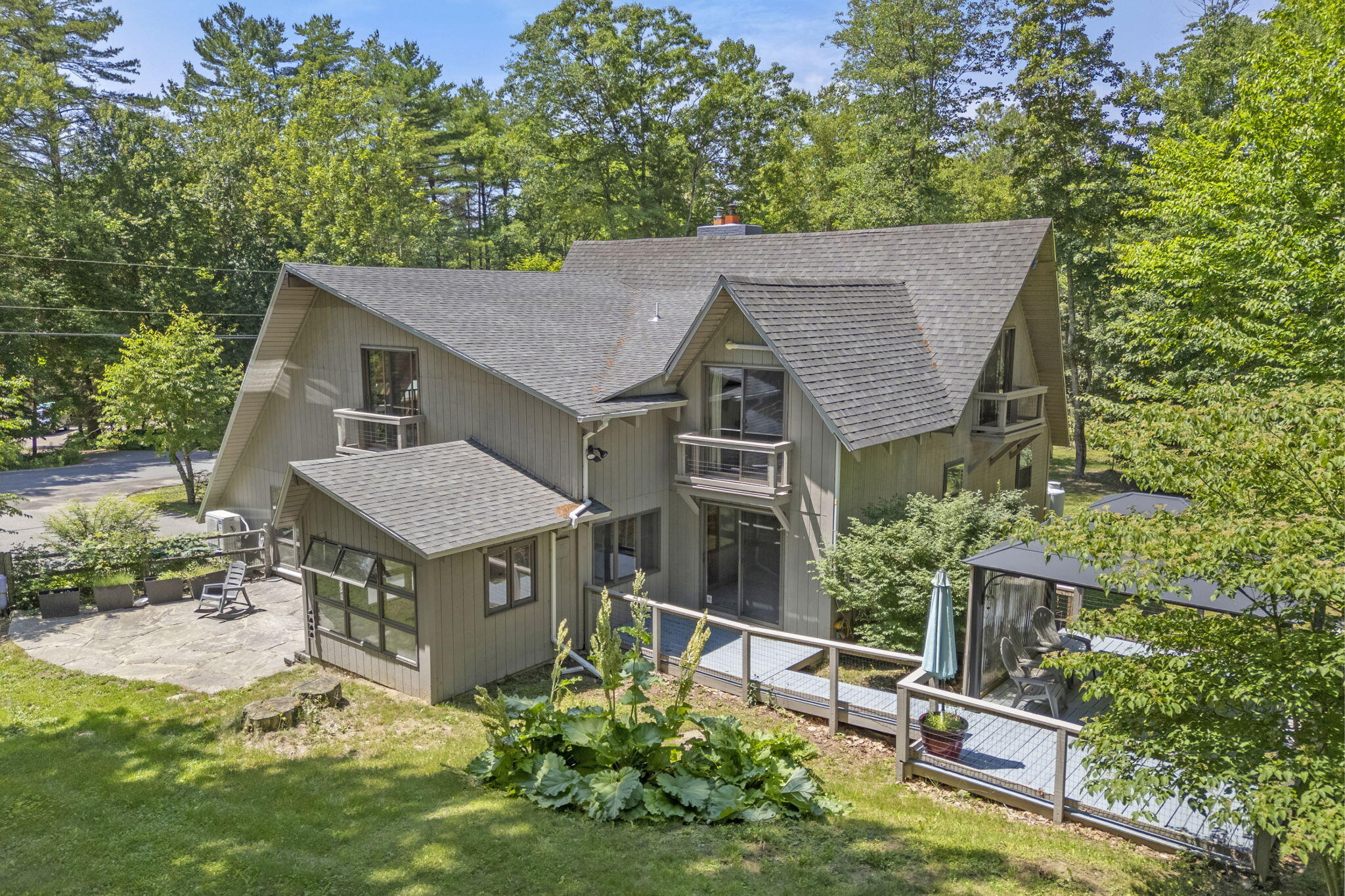 main property photo 99