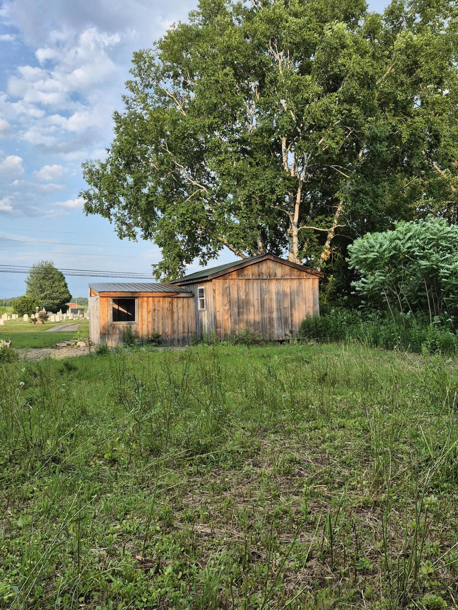 main property photo 4