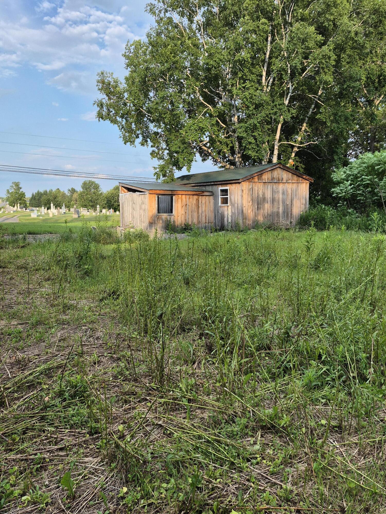 main property photo 6