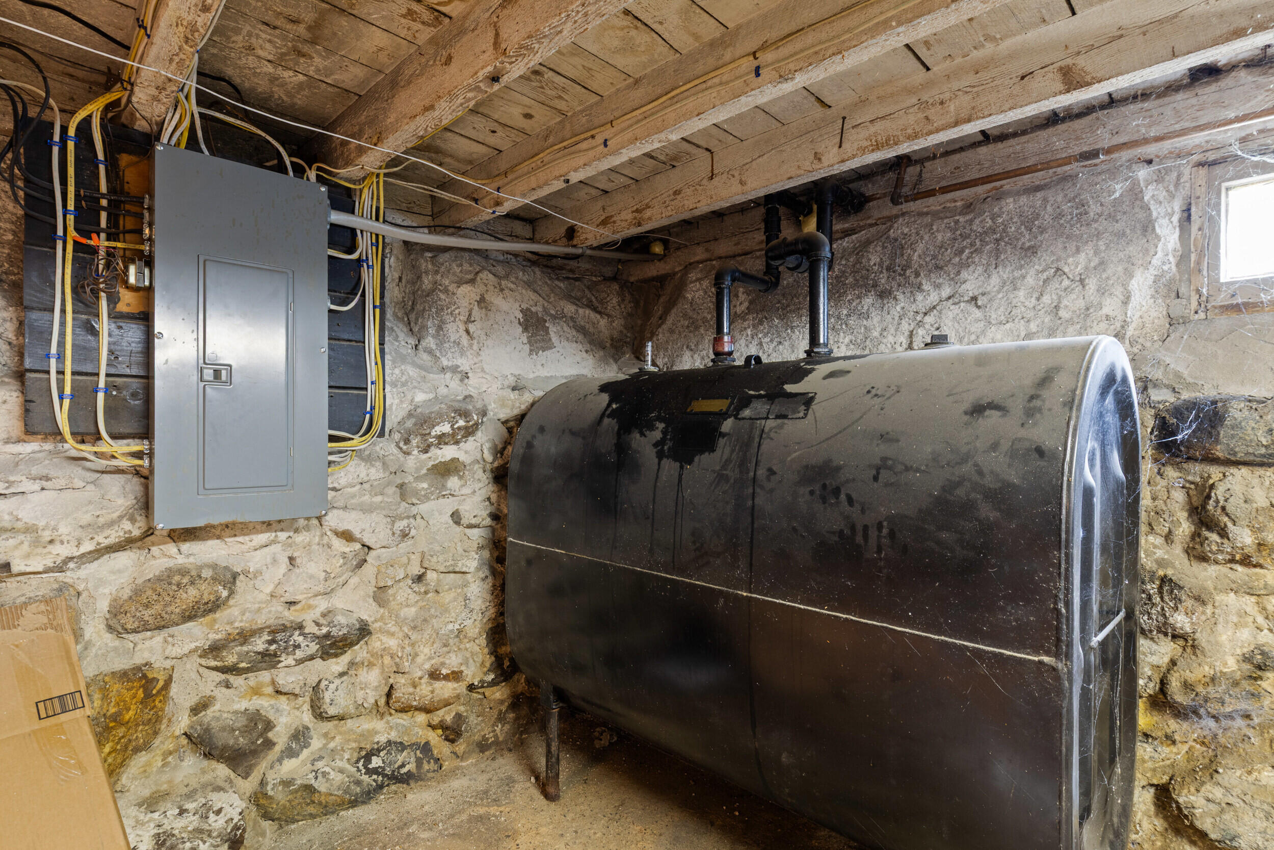 main property photo 27