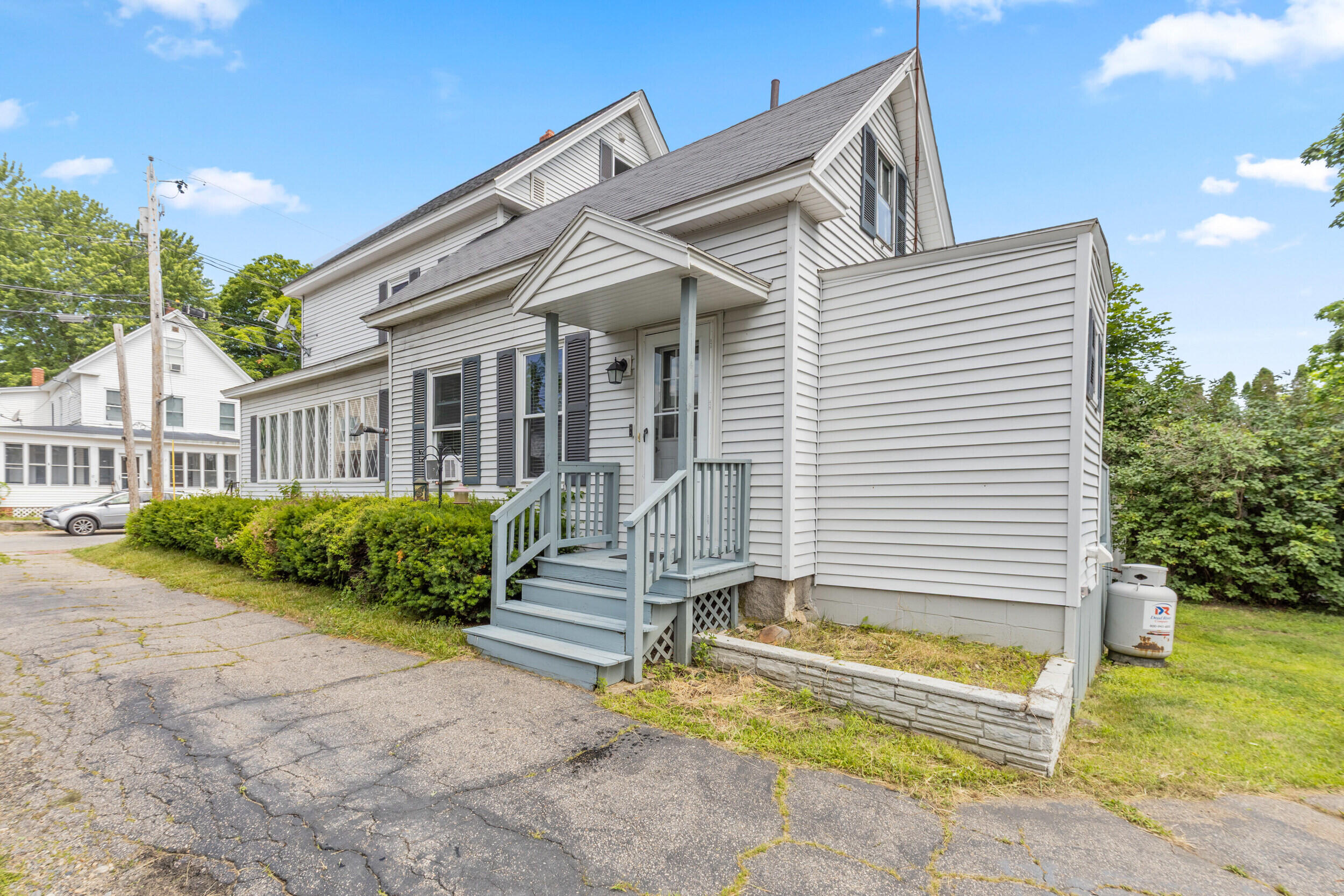 main property photo 31