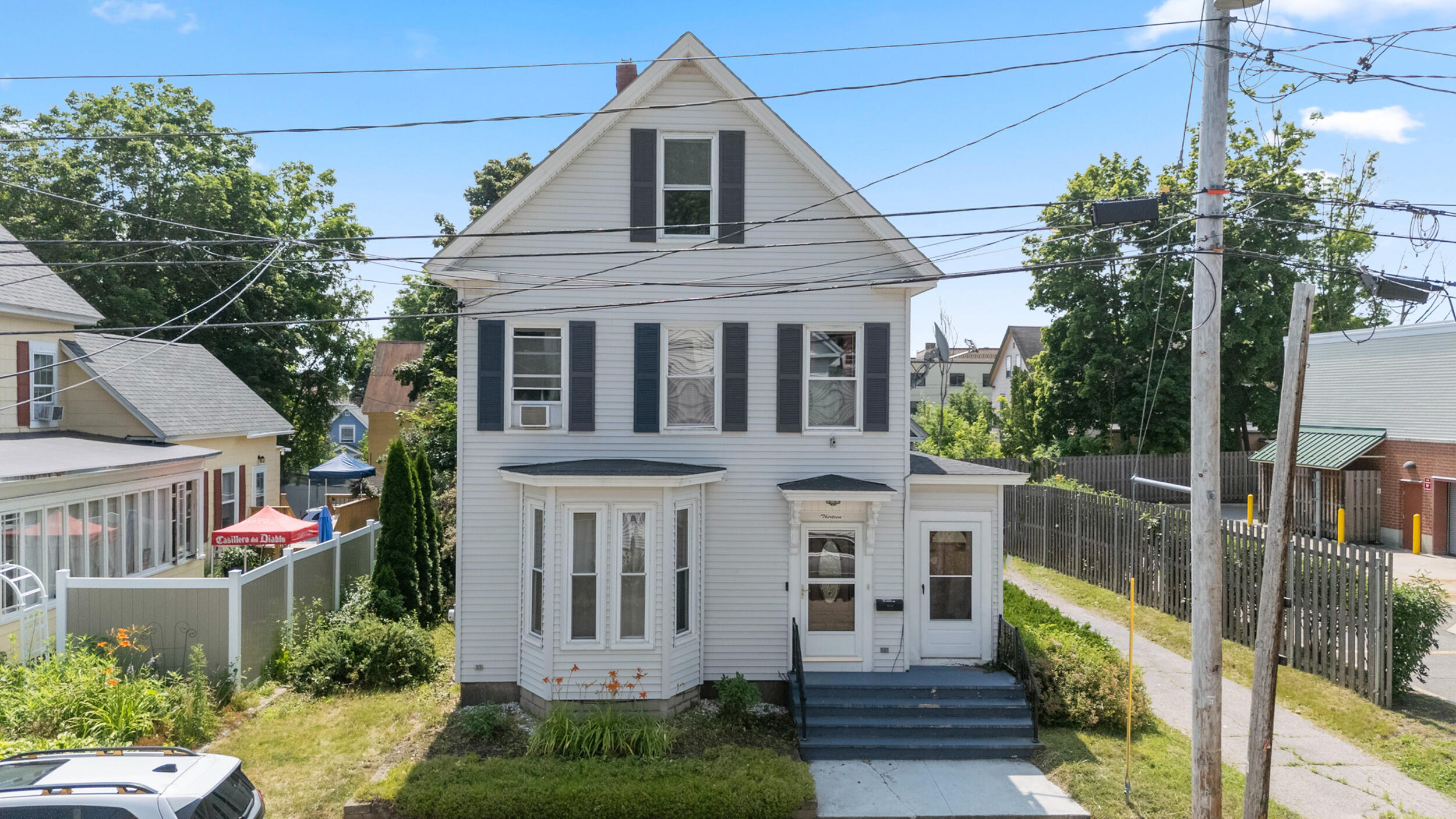 main property photo 40