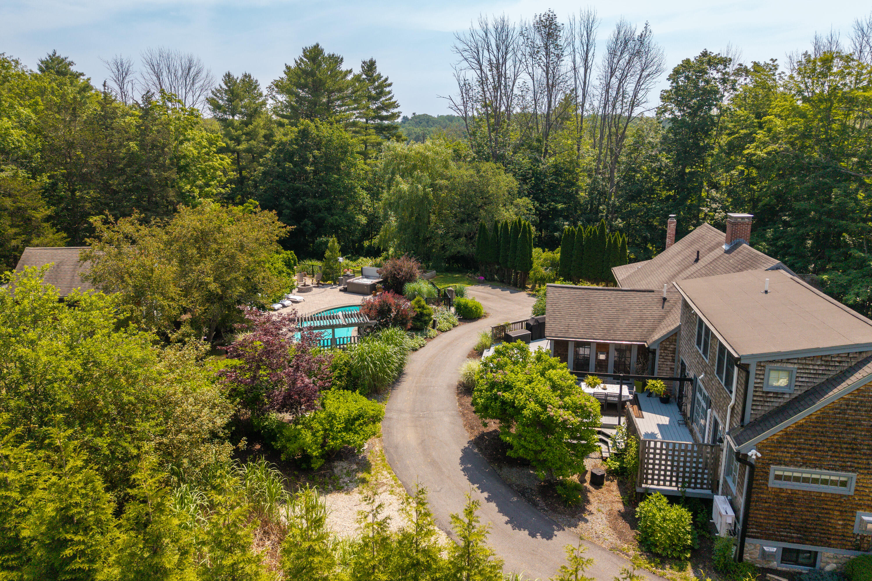 main property photo 38