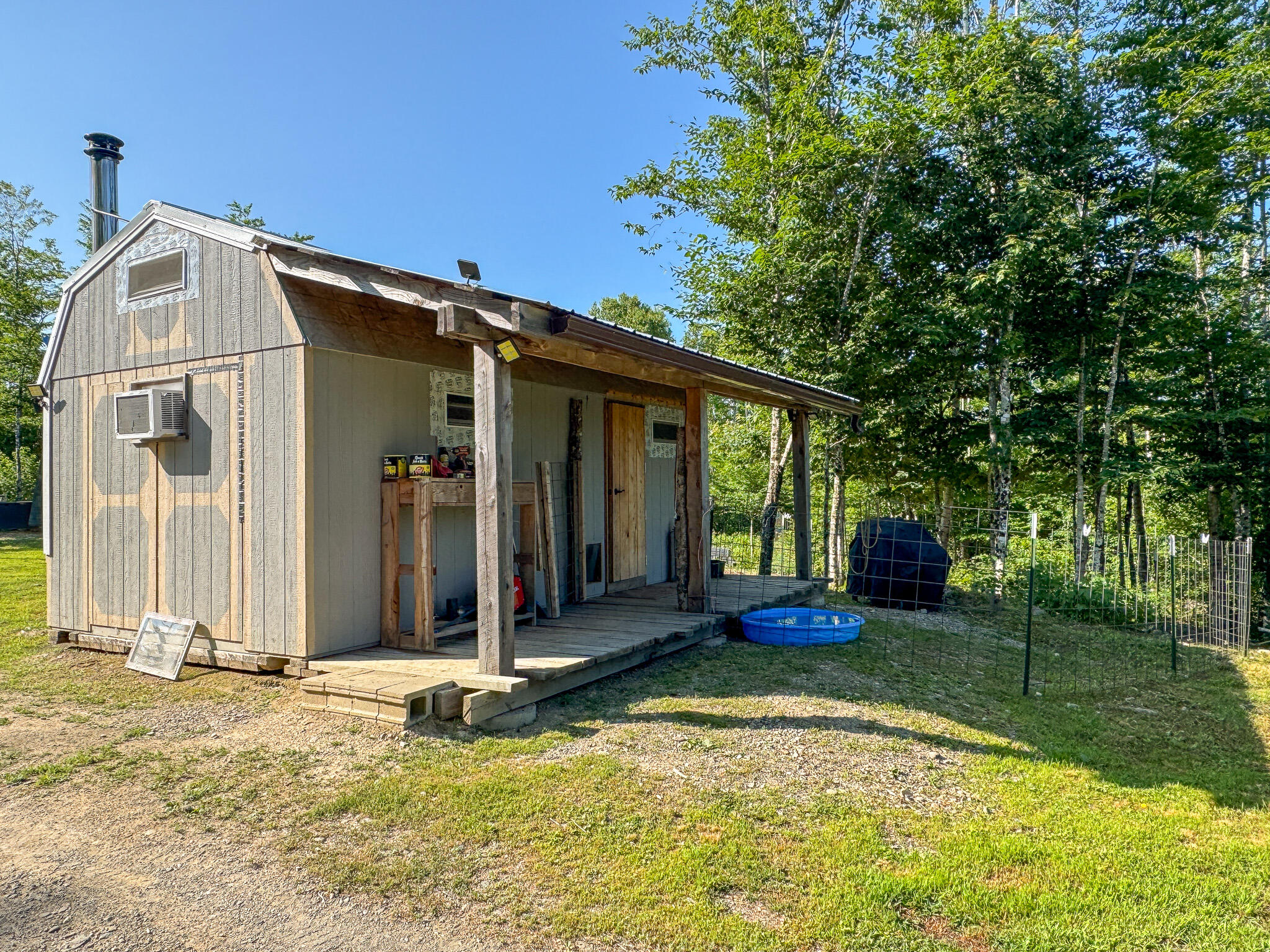 main property photo 9