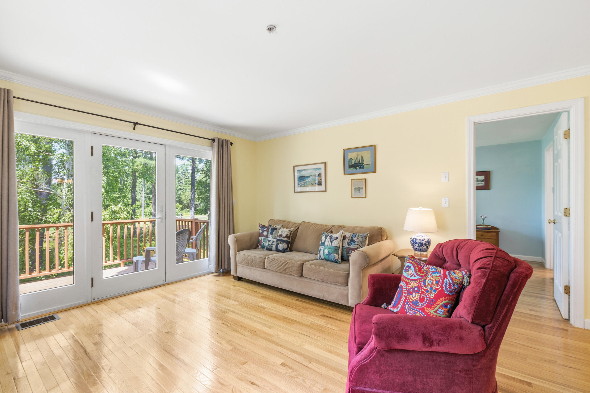 main property photo 6