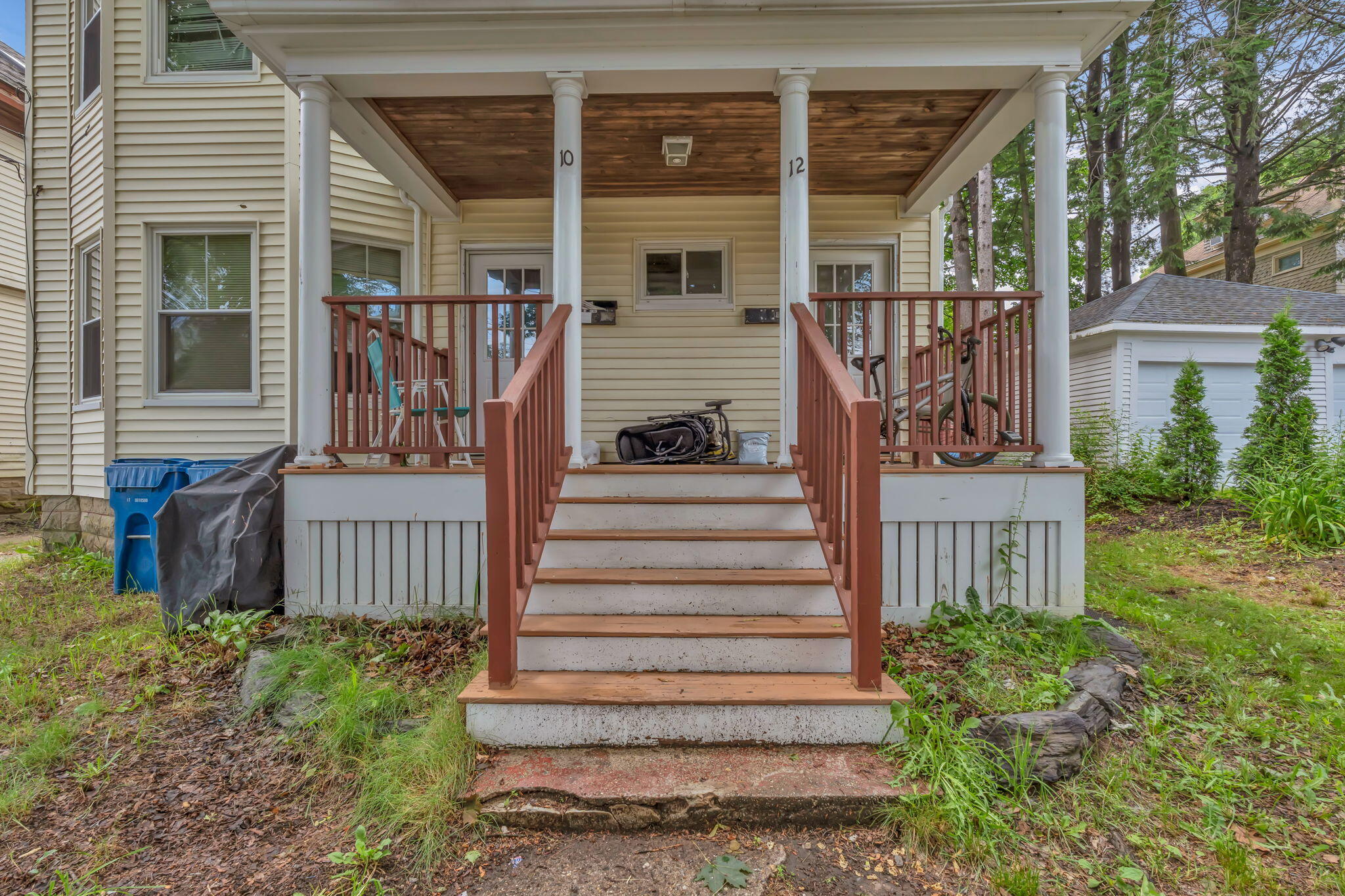 main property photo 37