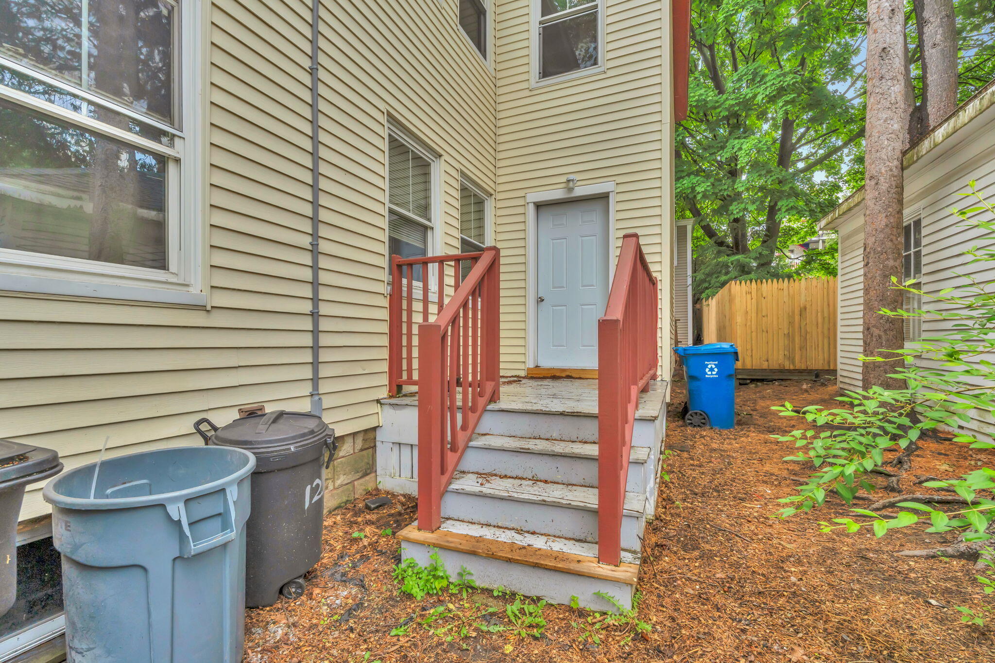 main property photo 40