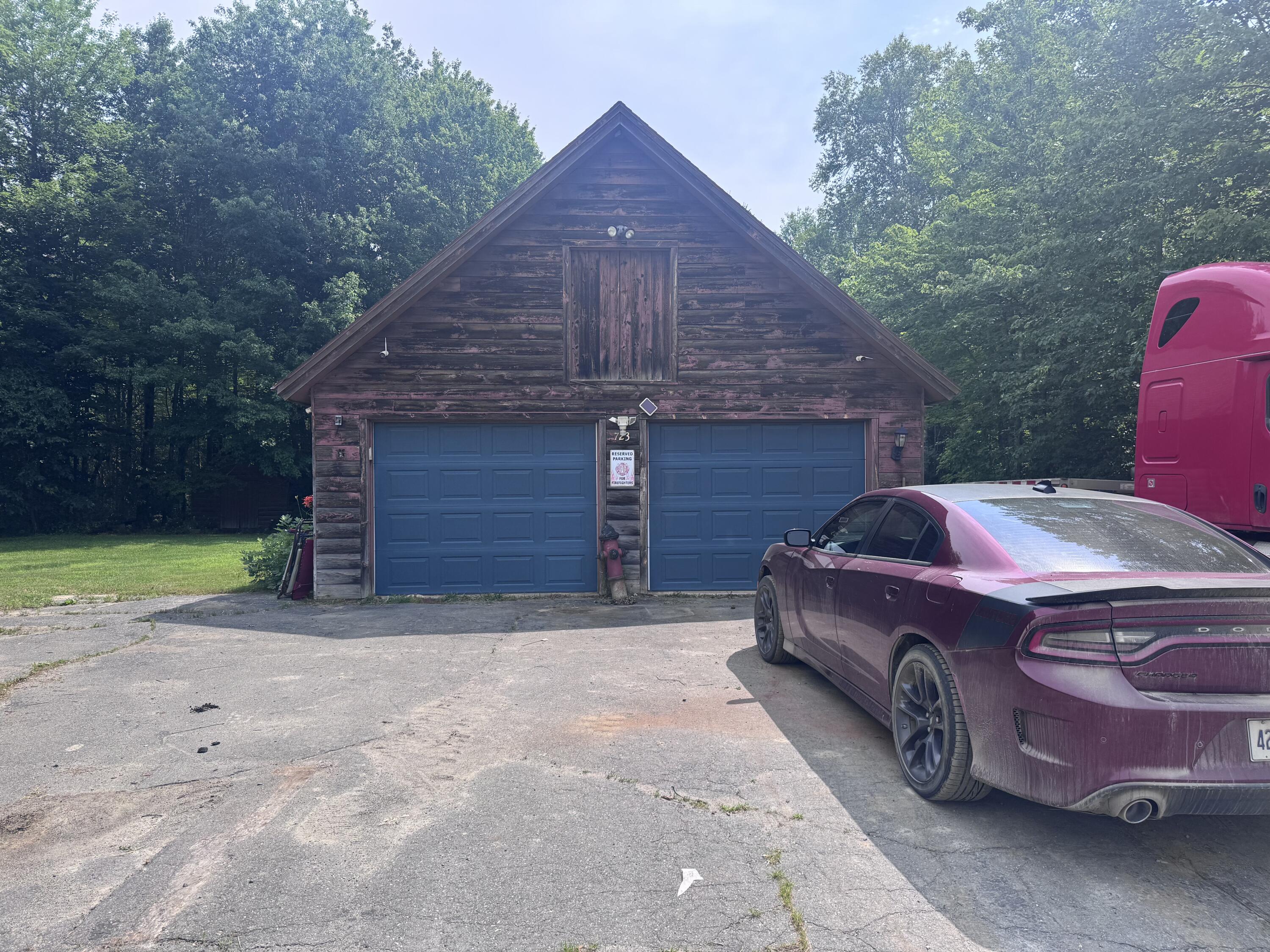 main property photo 5