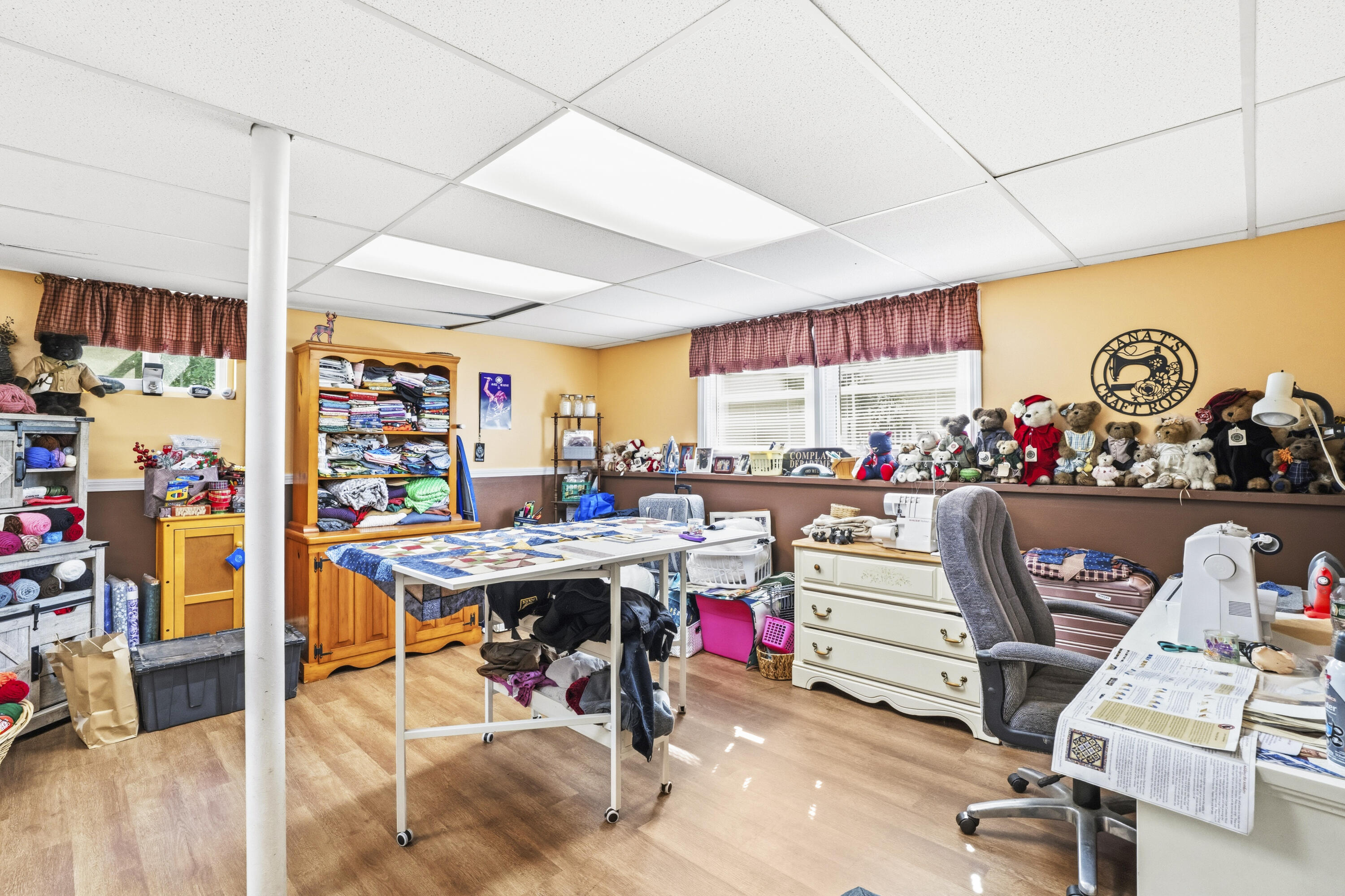 main property photo 41
