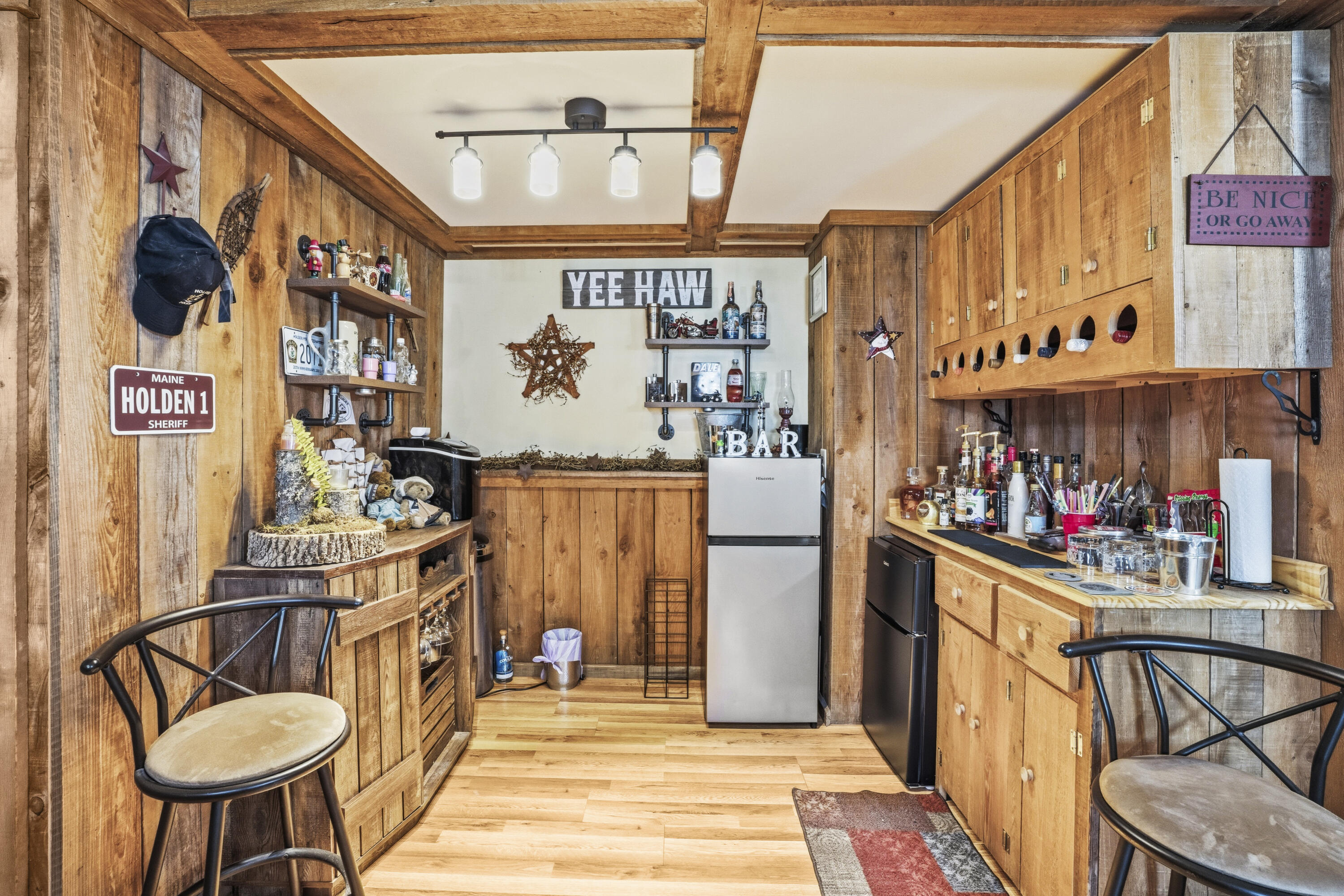 main property photo 49