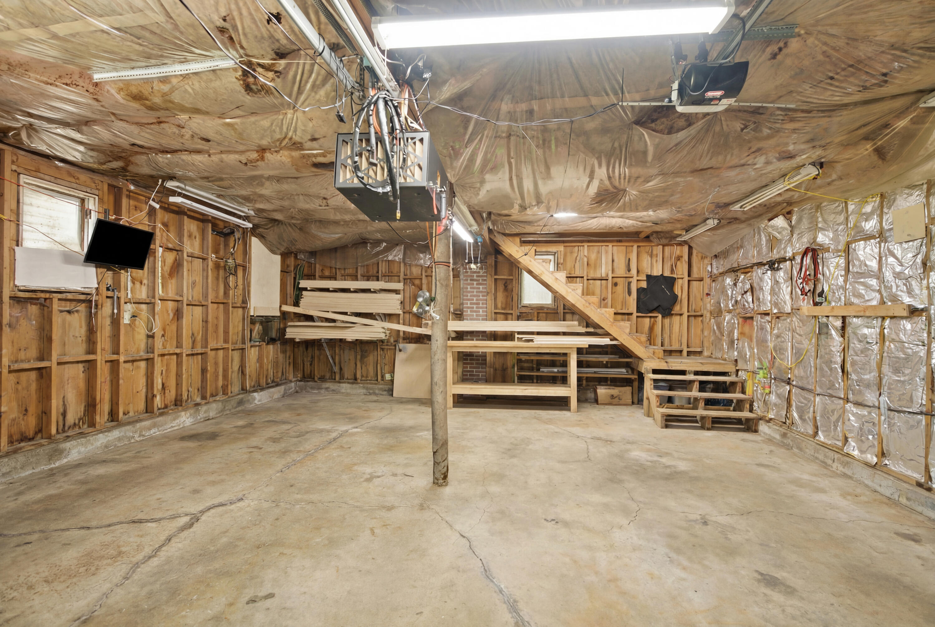 main property photo 60