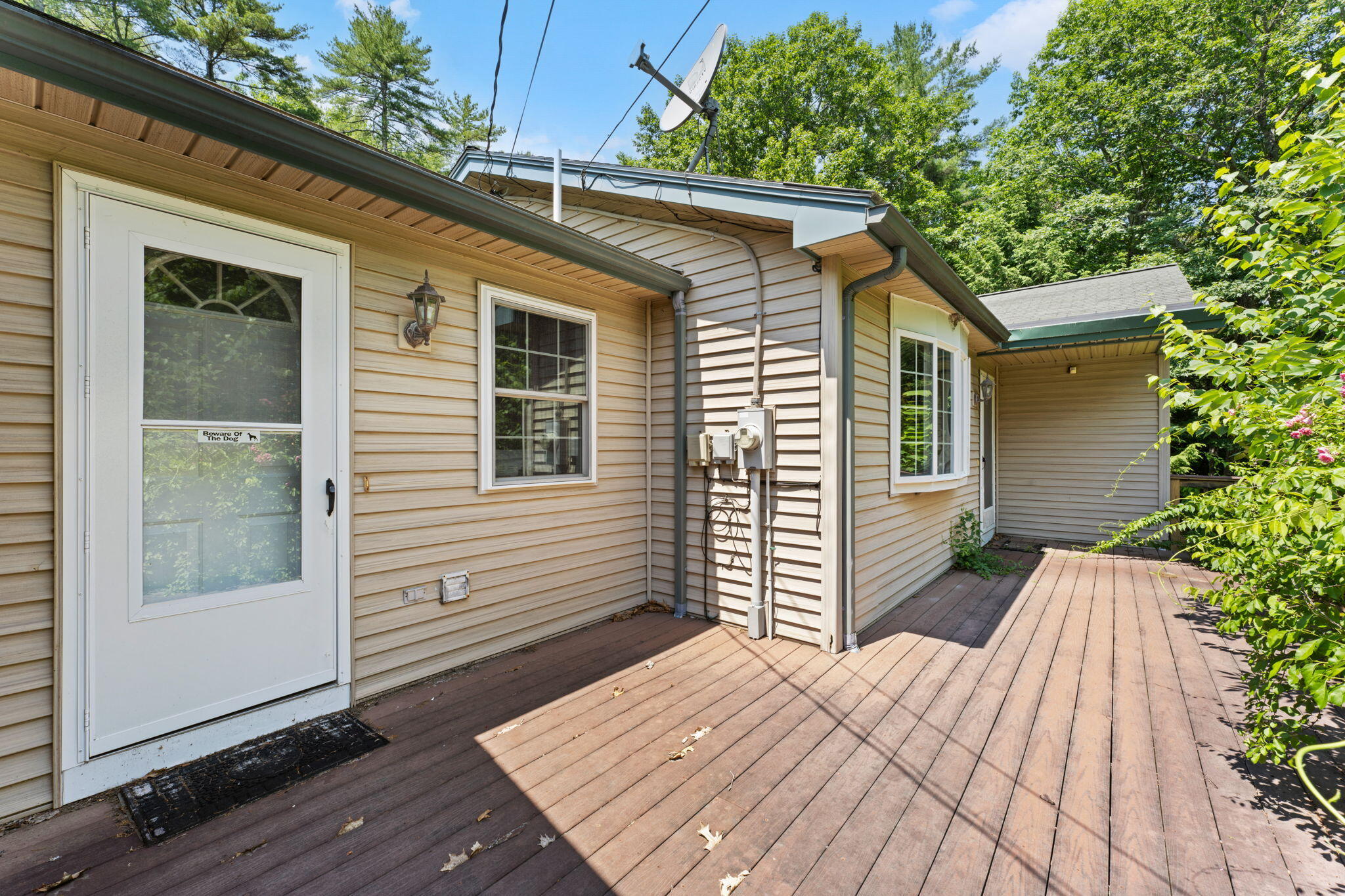 main property photo 41
