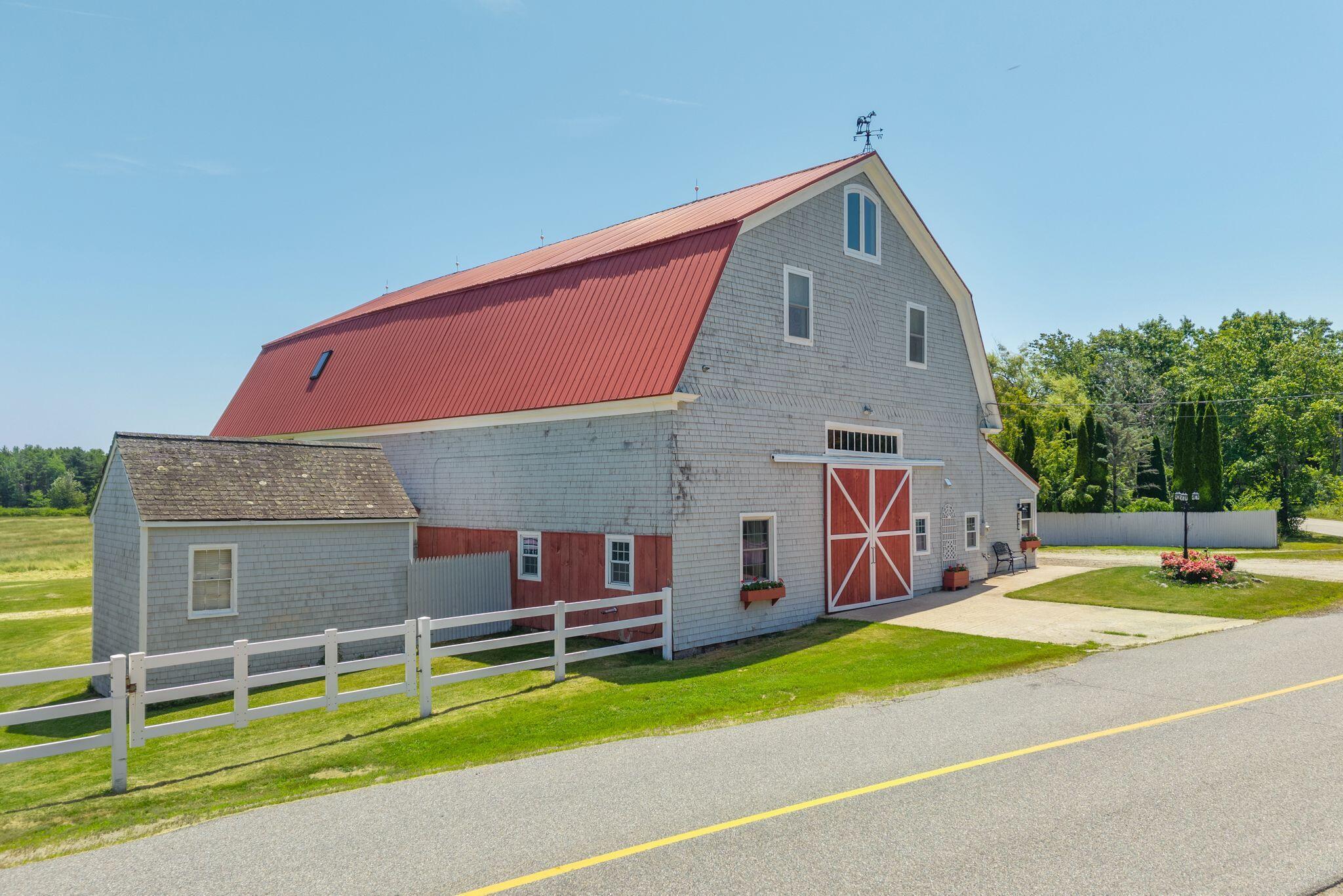 main property photo 5