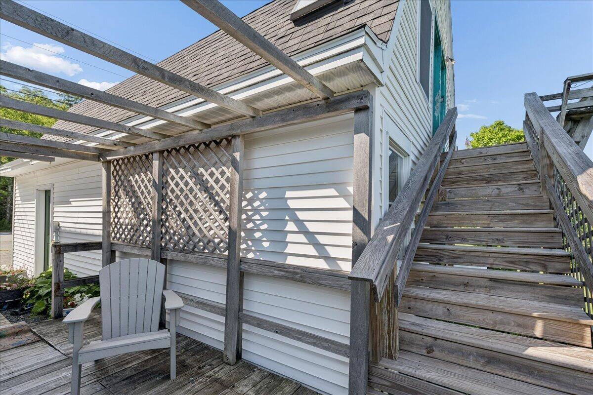 main property photo 39