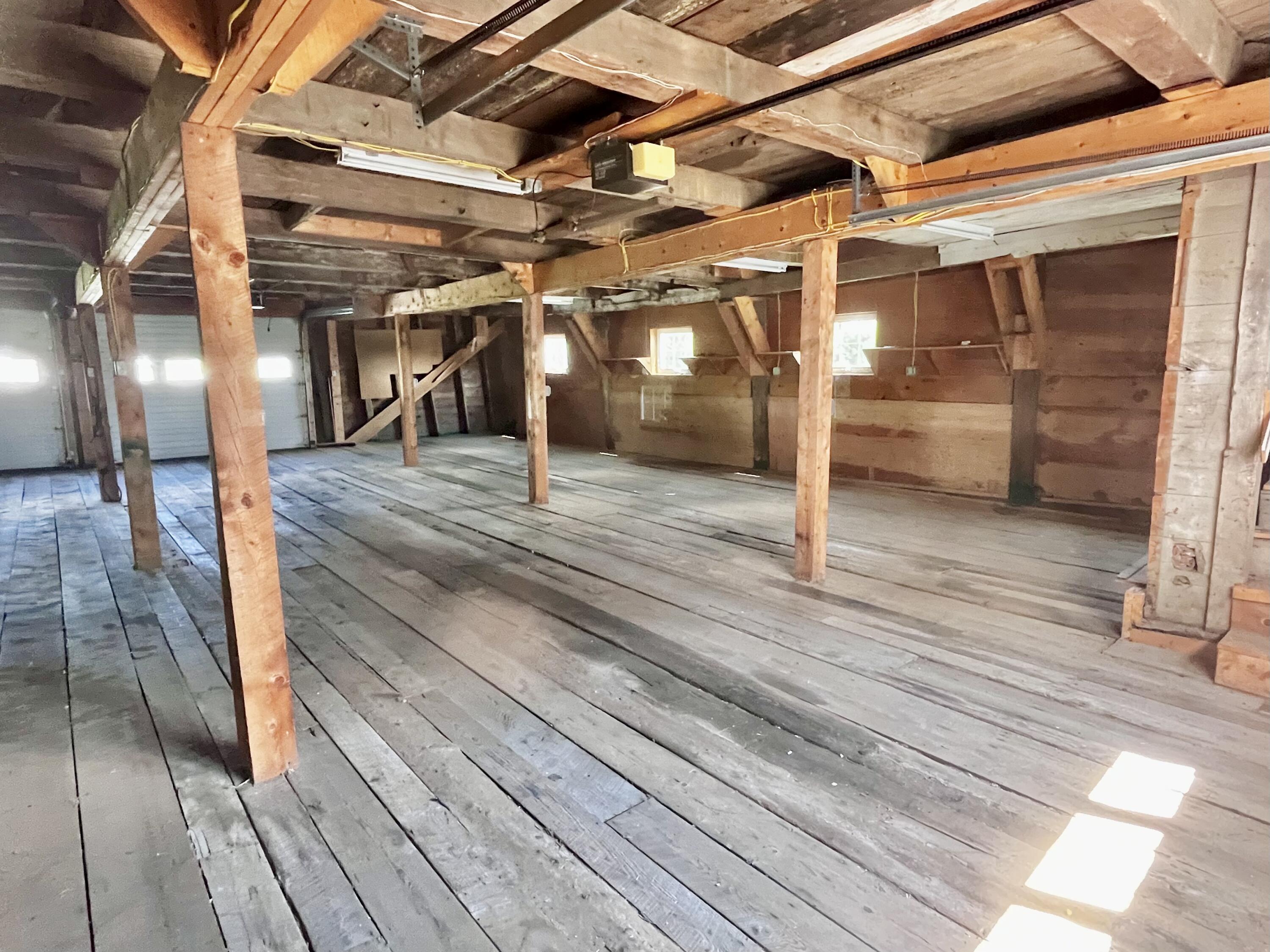 main property photo 58