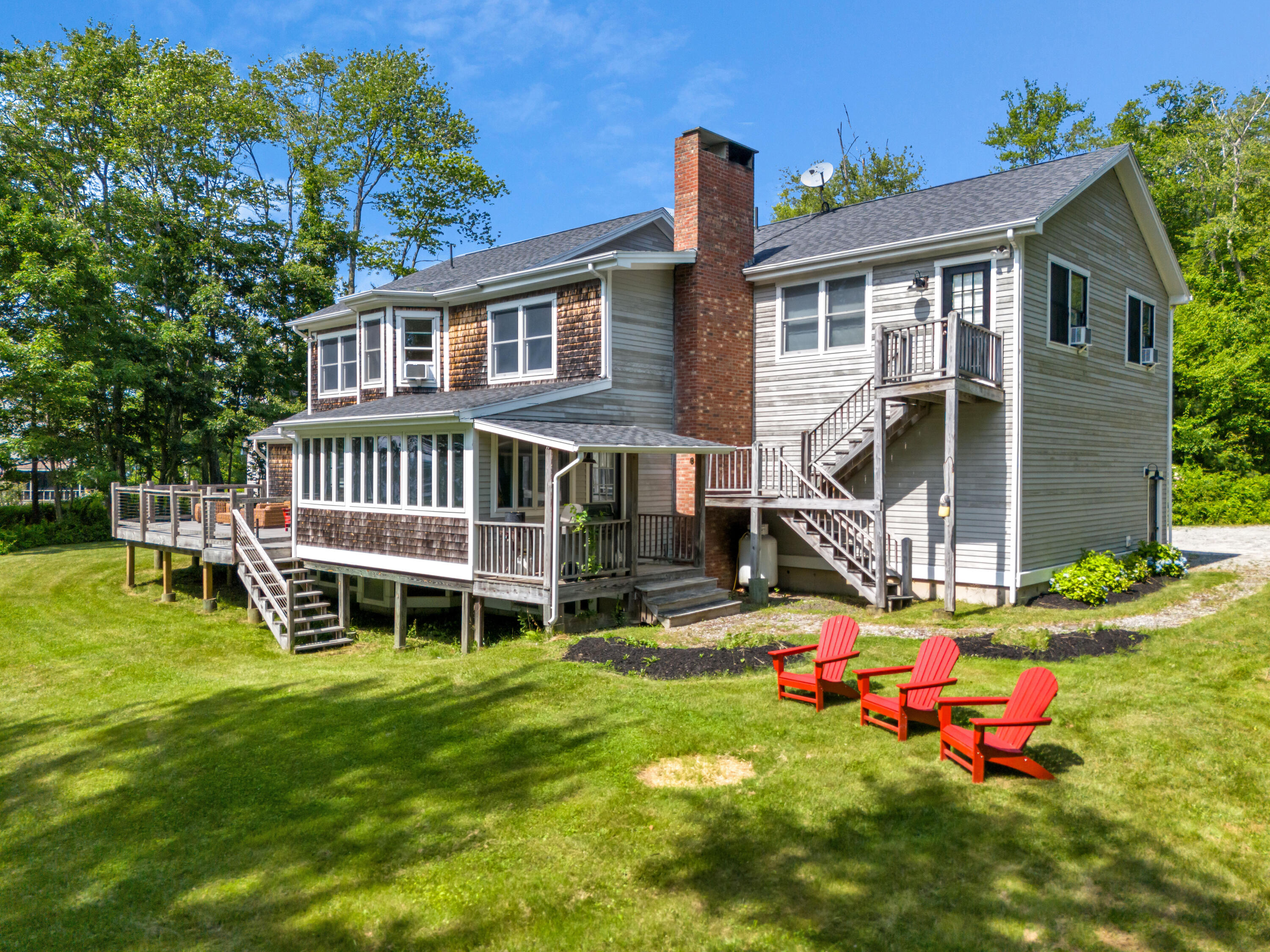 main property photo 25