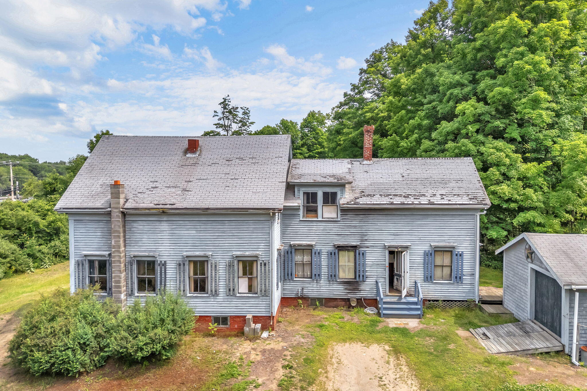 main property photo 40