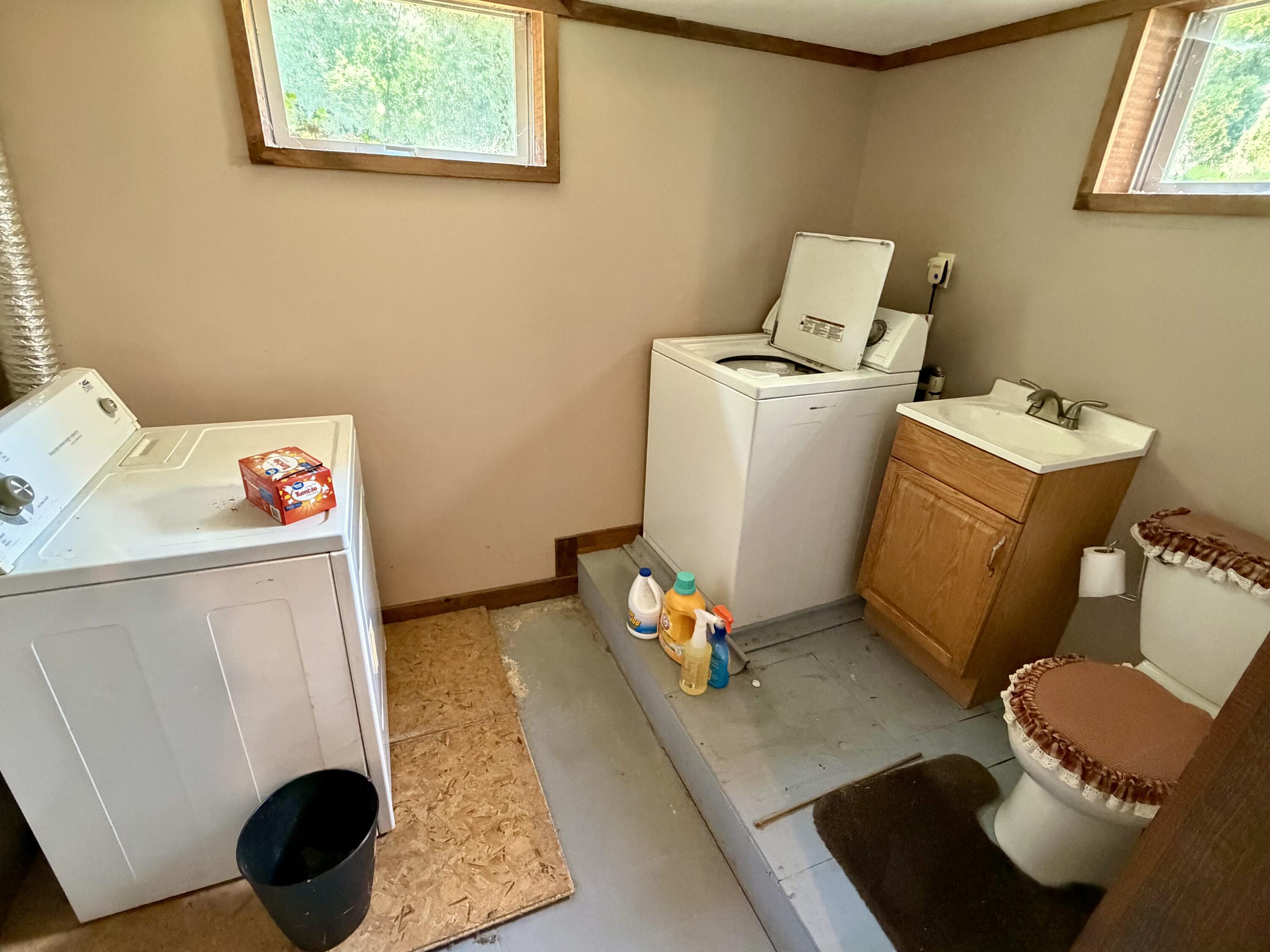 main property photo 16