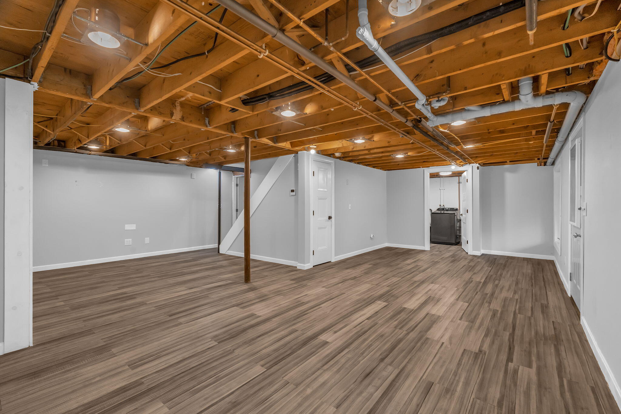 main property photo 59