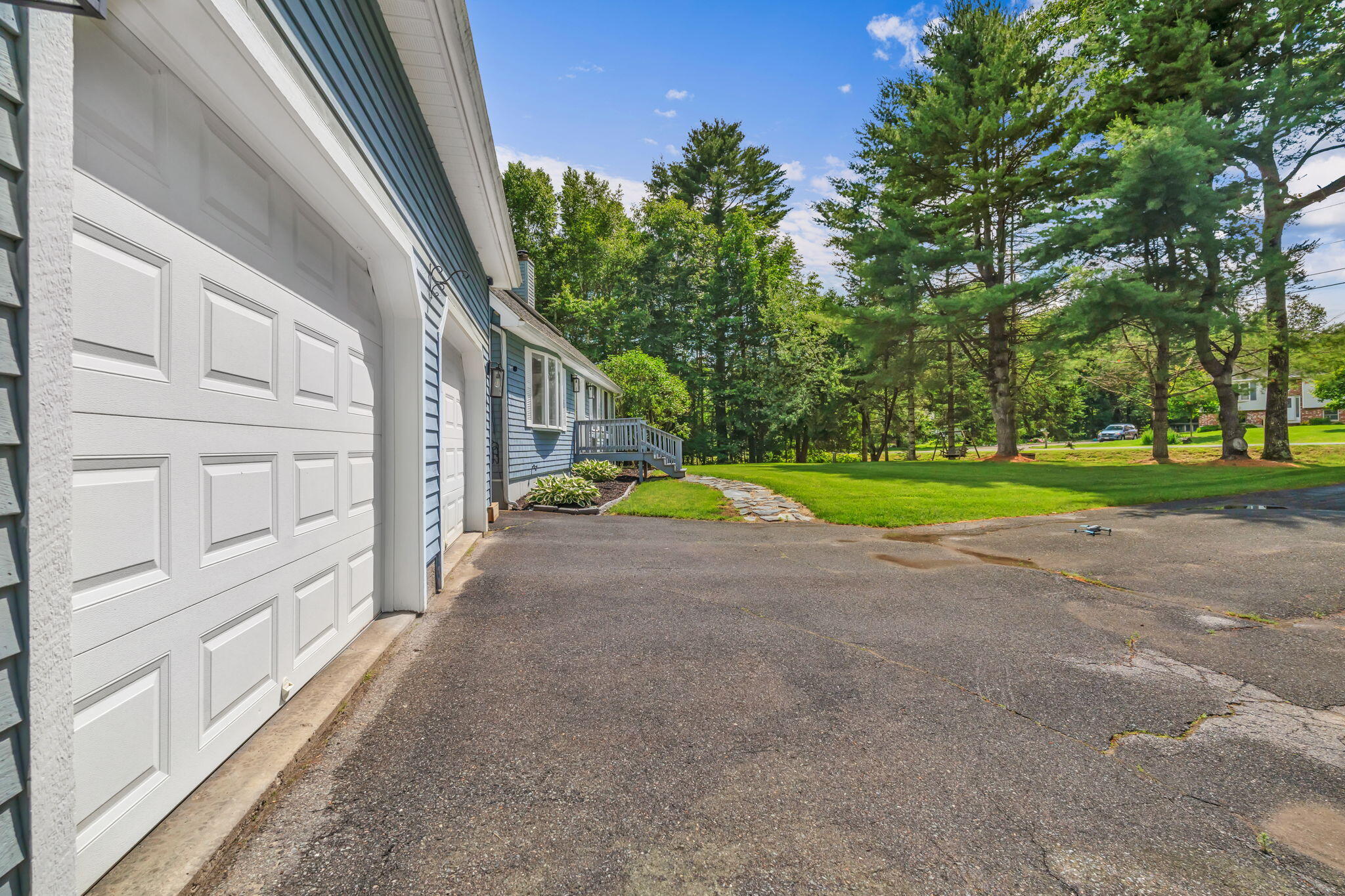 main property photo 84