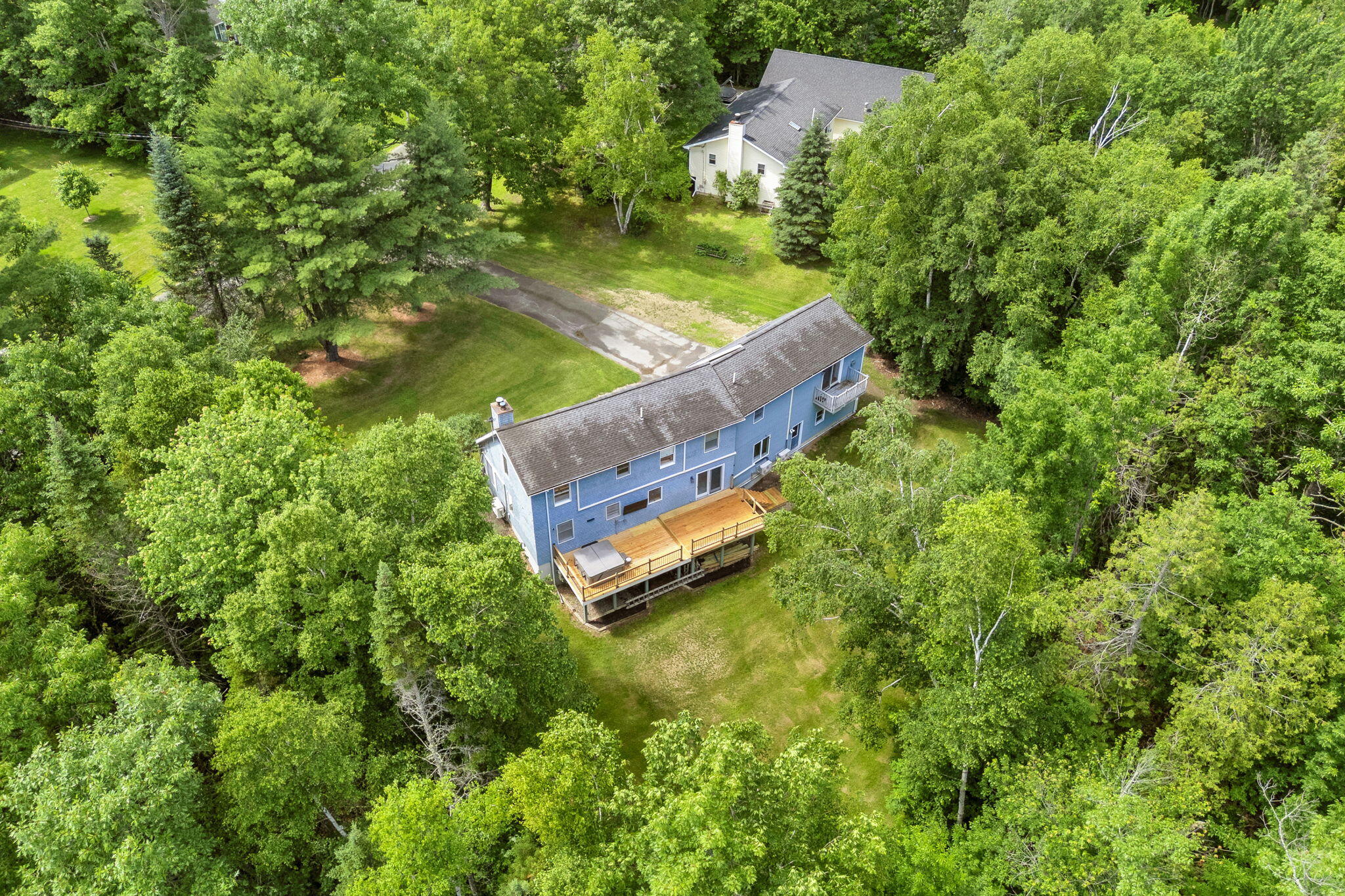 main property photo 90