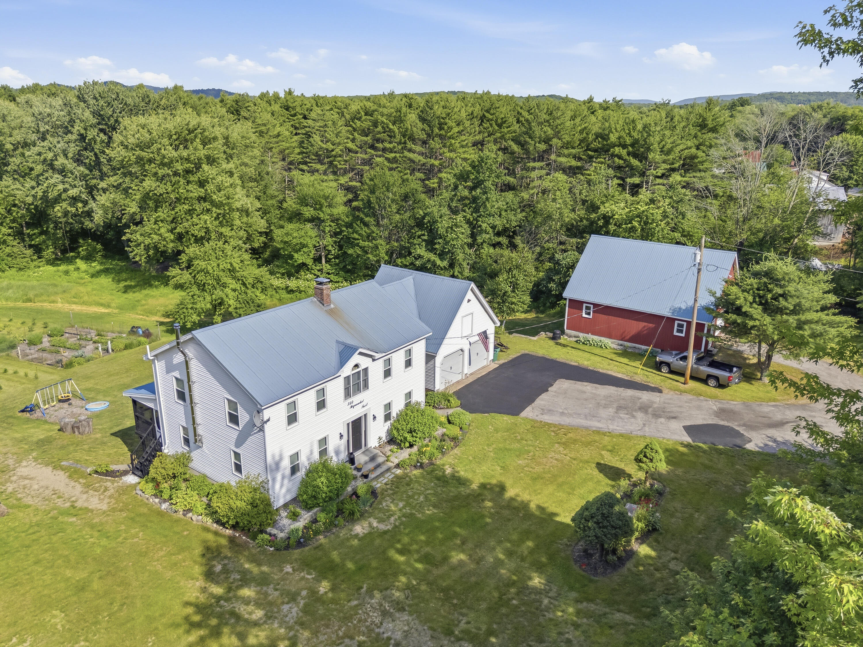 main property photo 78