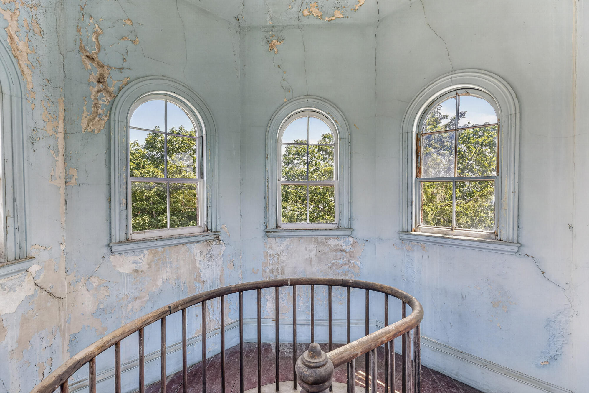 main property photo 49