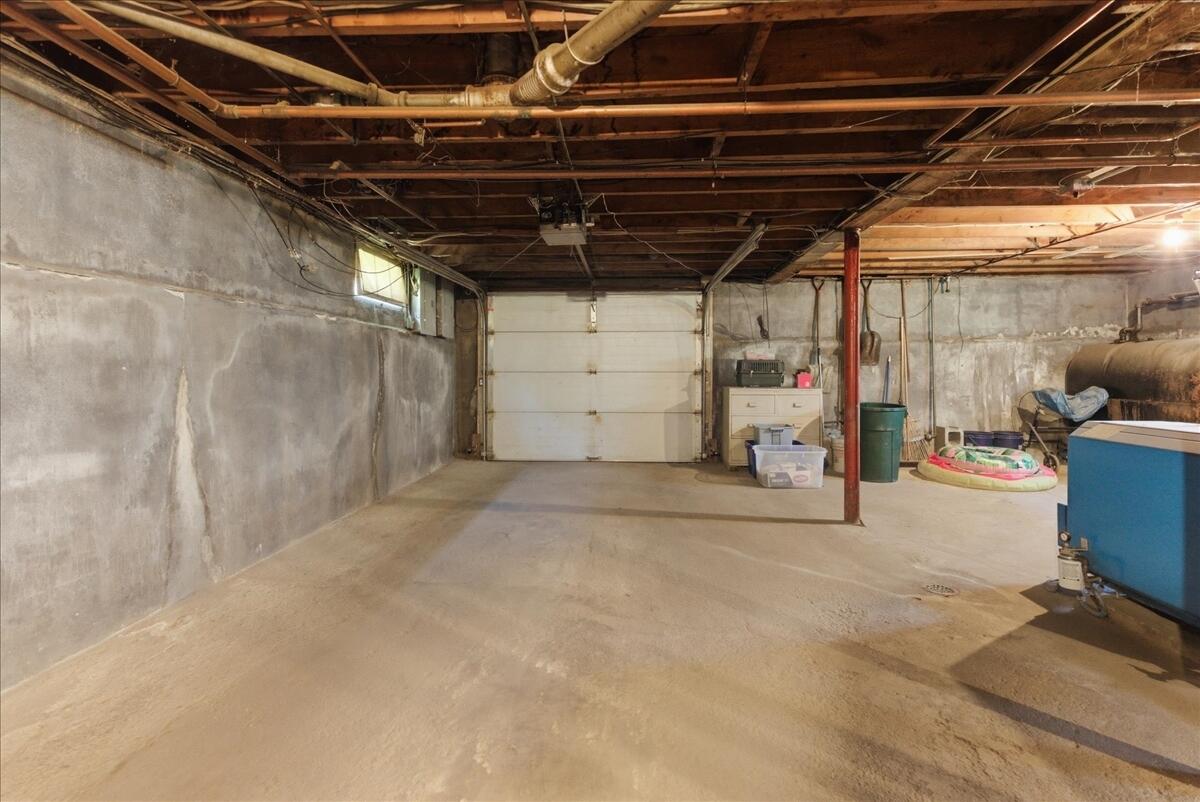 main property photo 67