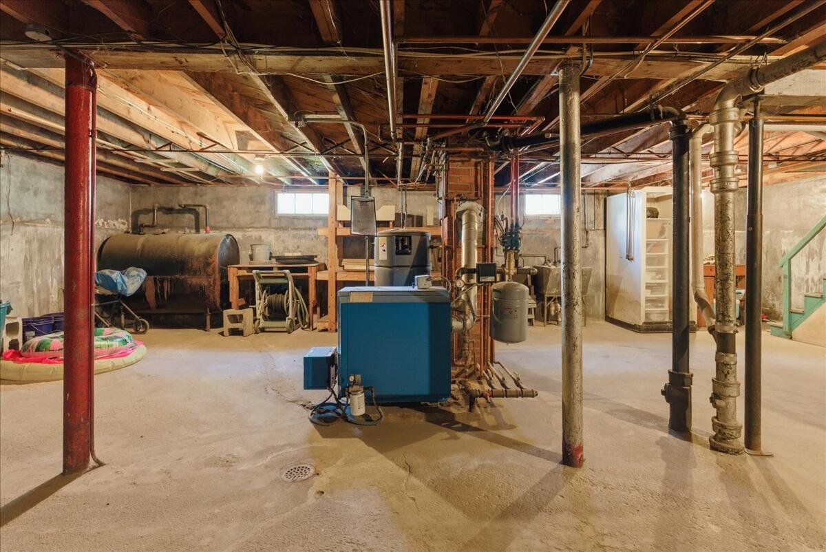 main property photo 68