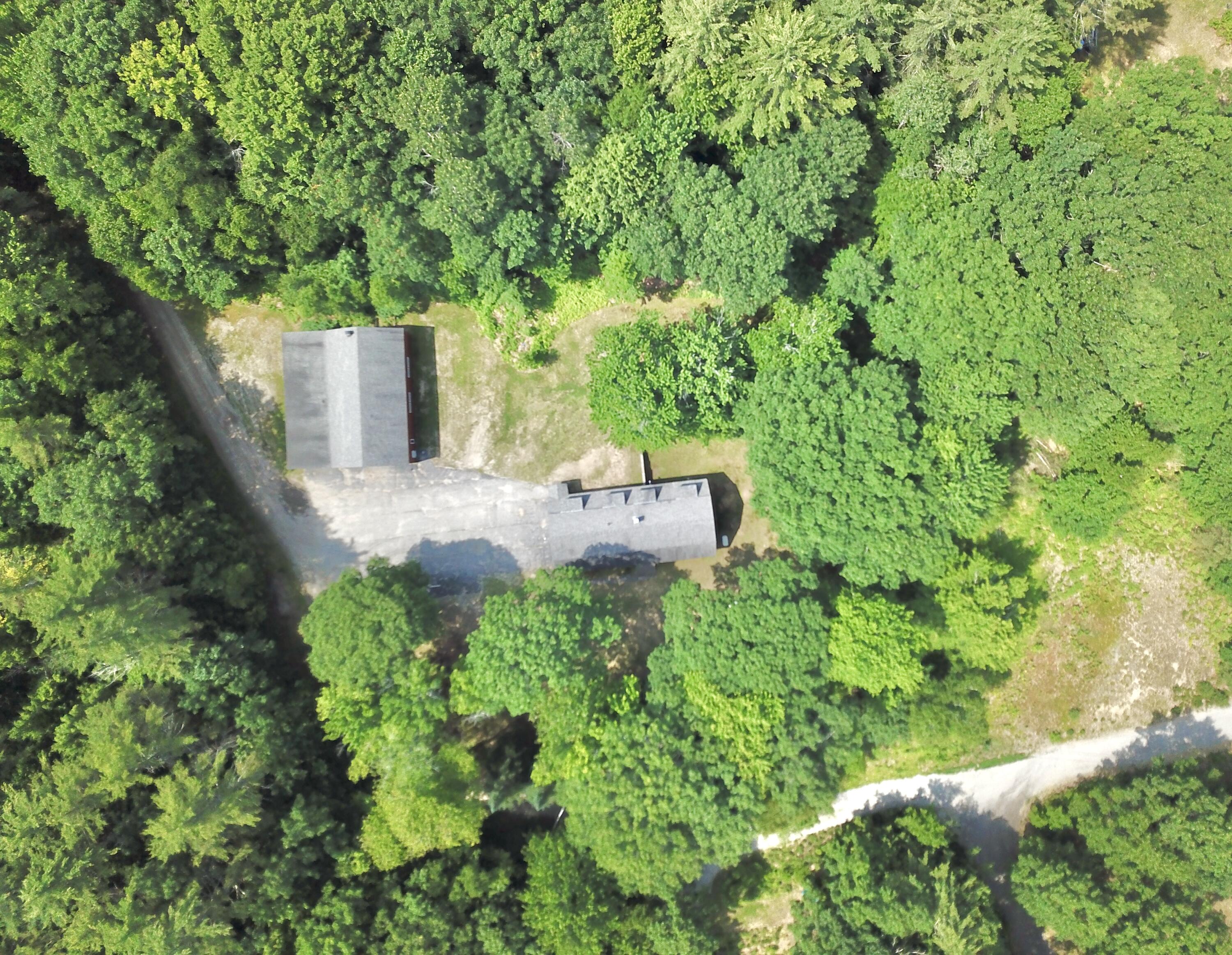 main property photo 34