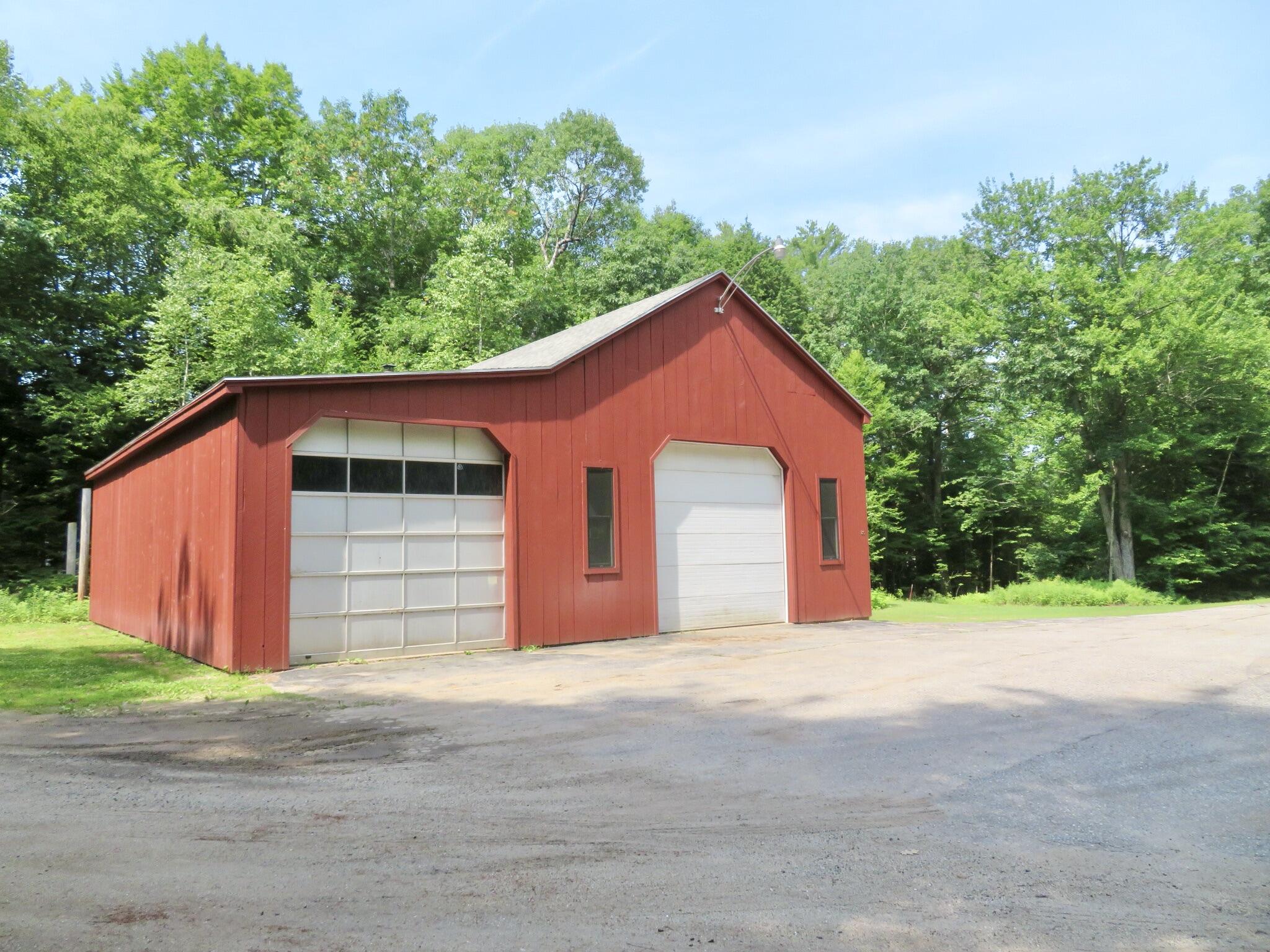 main property photo 36