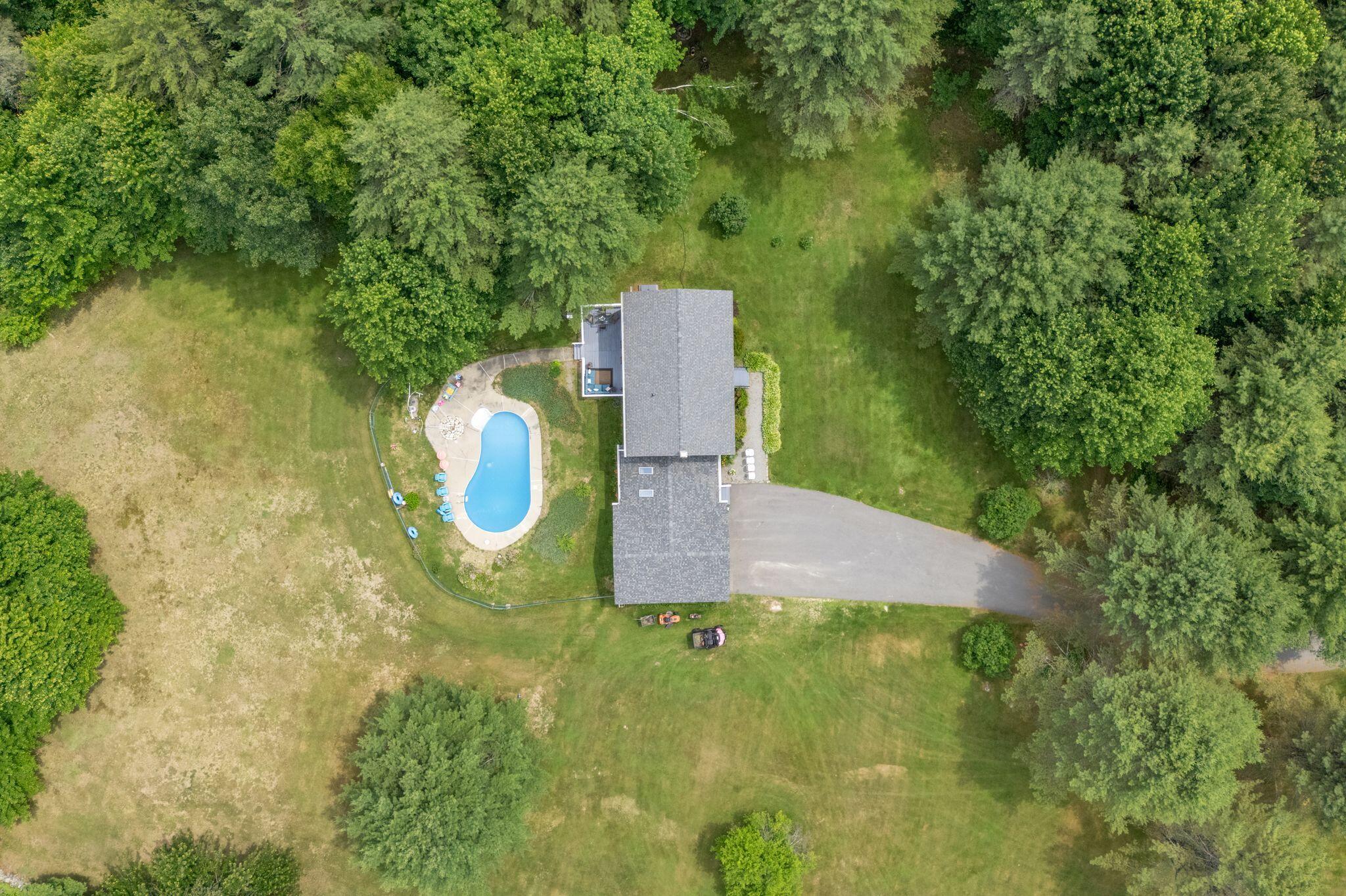 main property photo 79