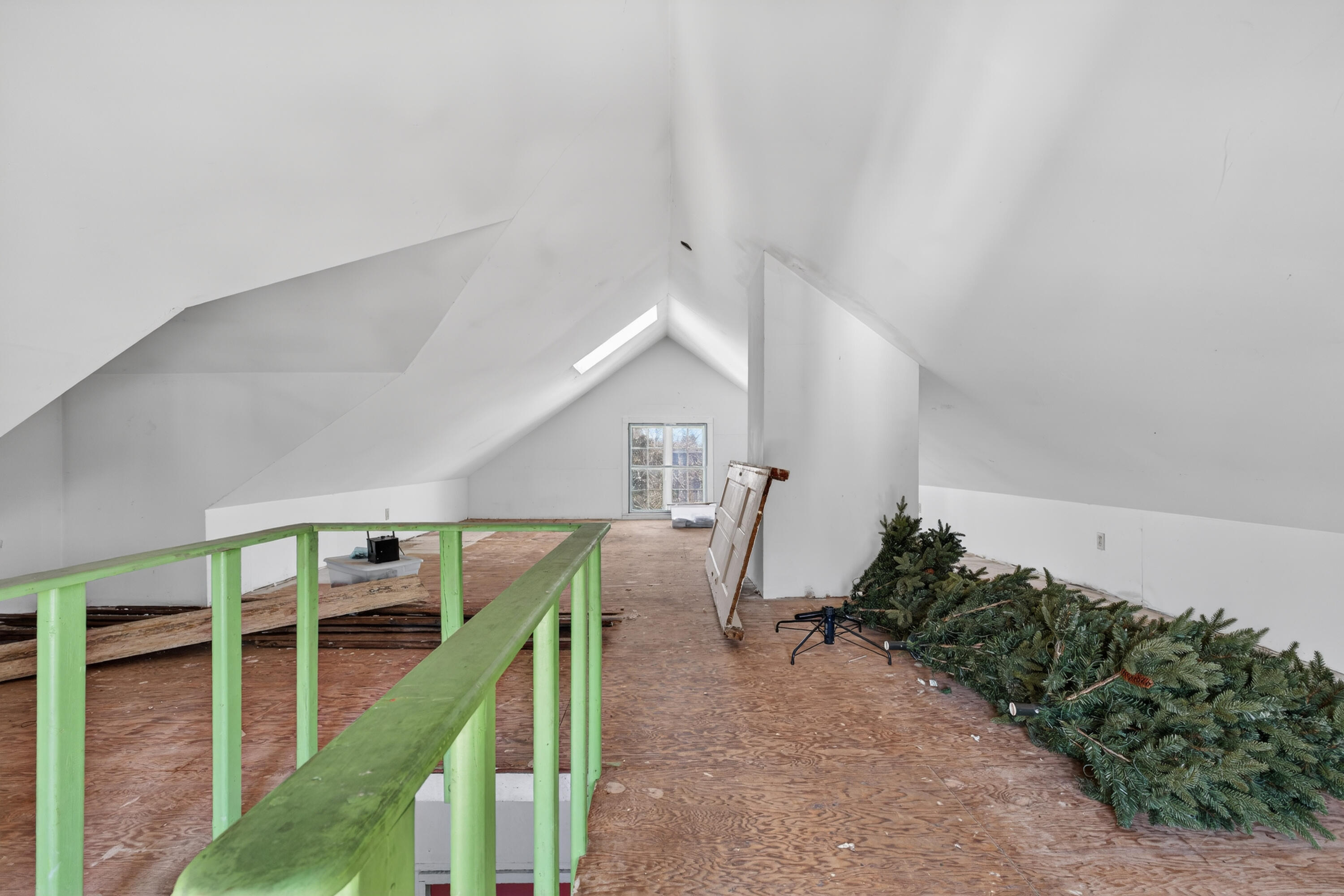 main property photo 67