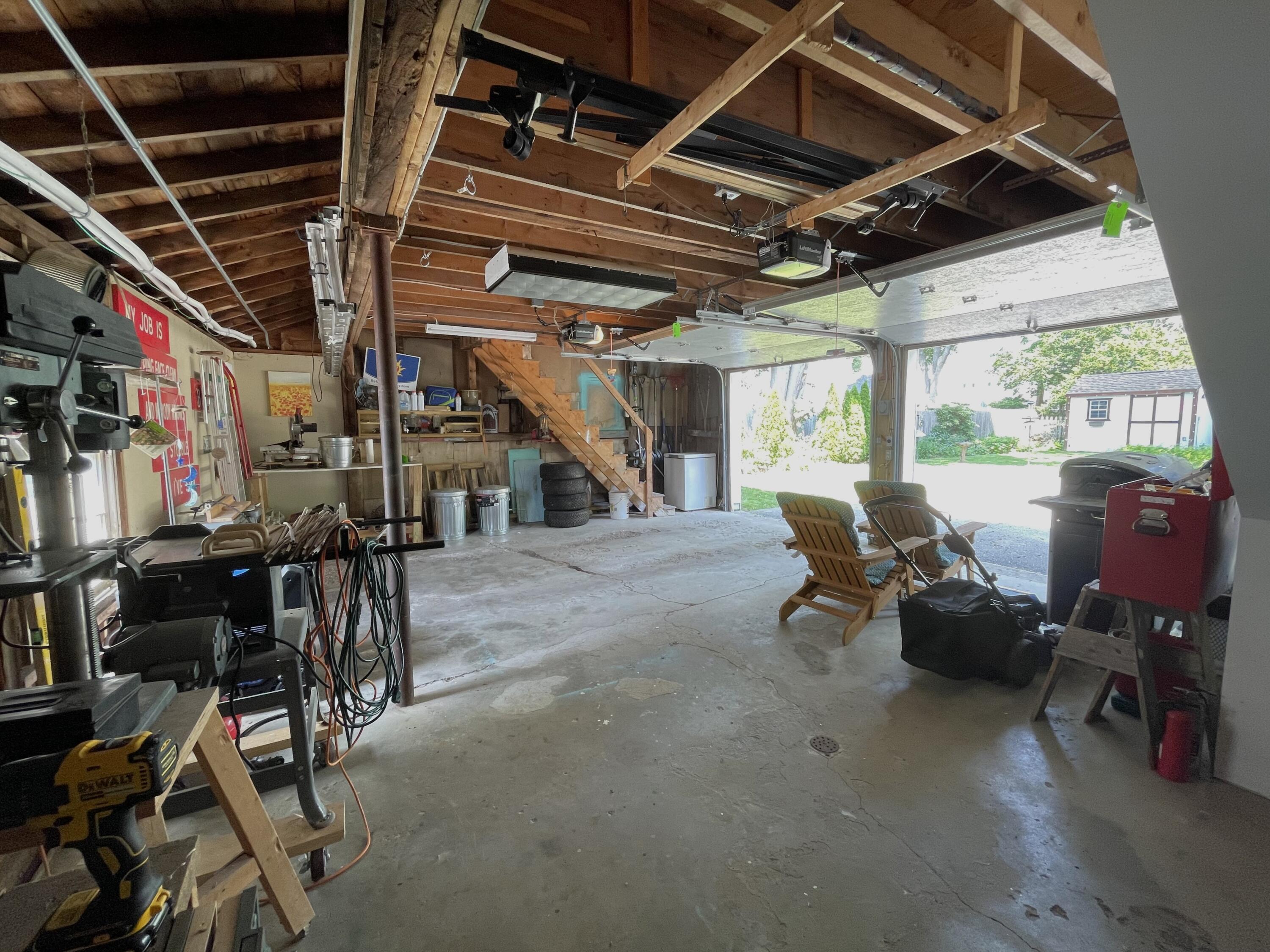 main property photo 82