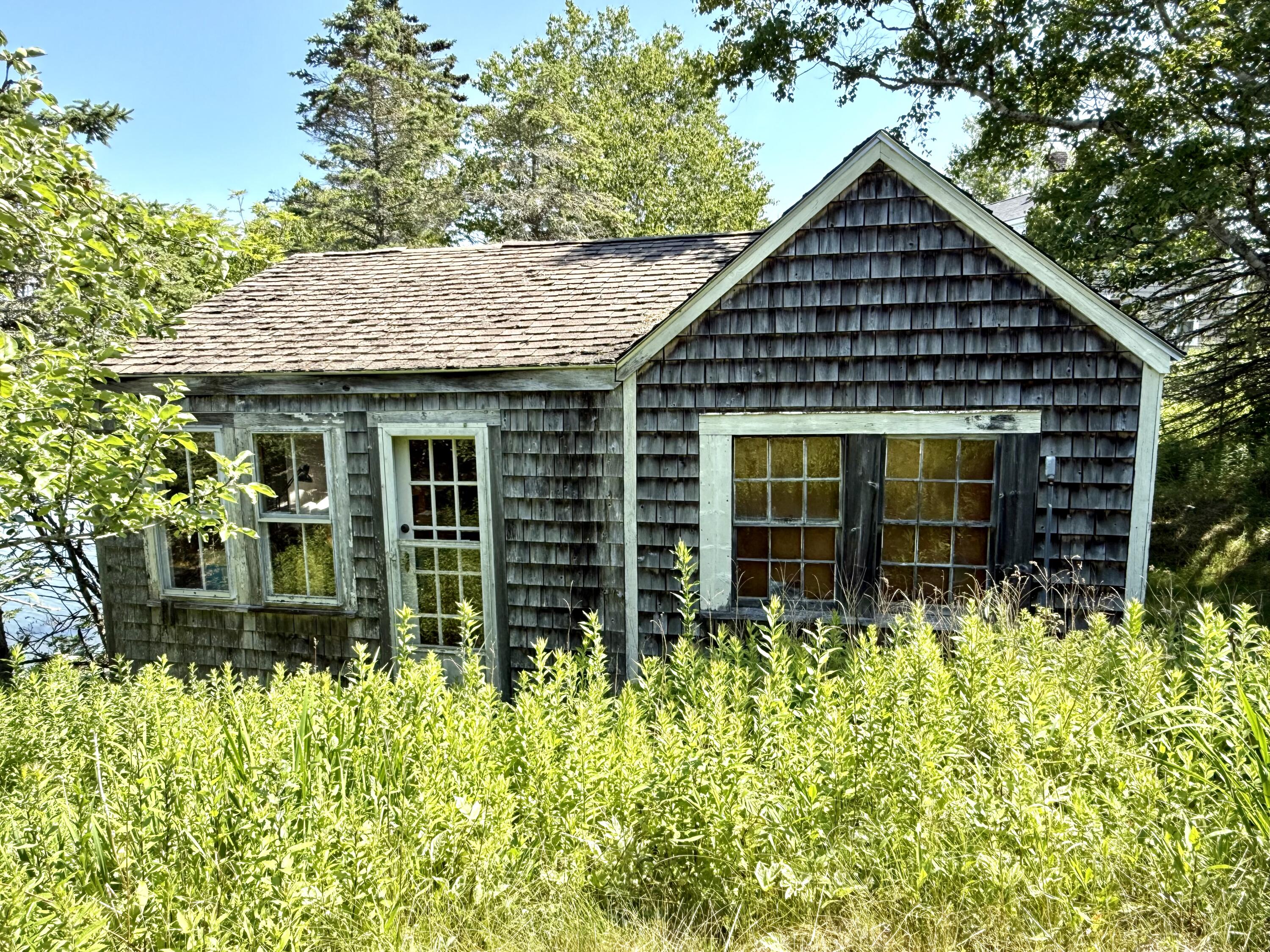 main property photo 21