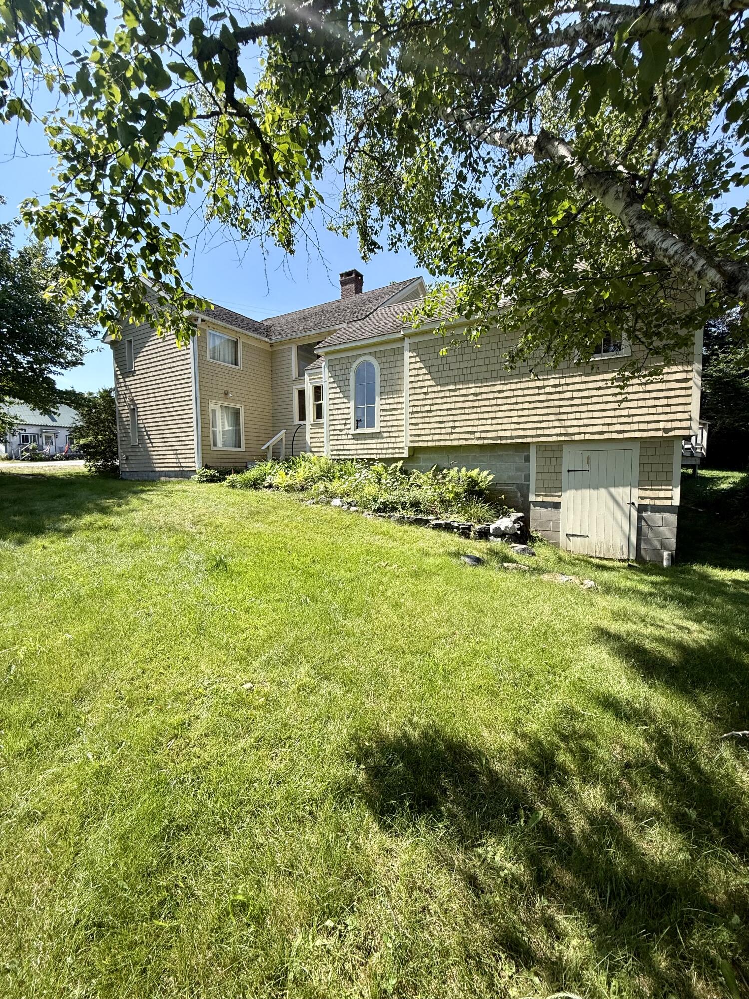 main property photo 8