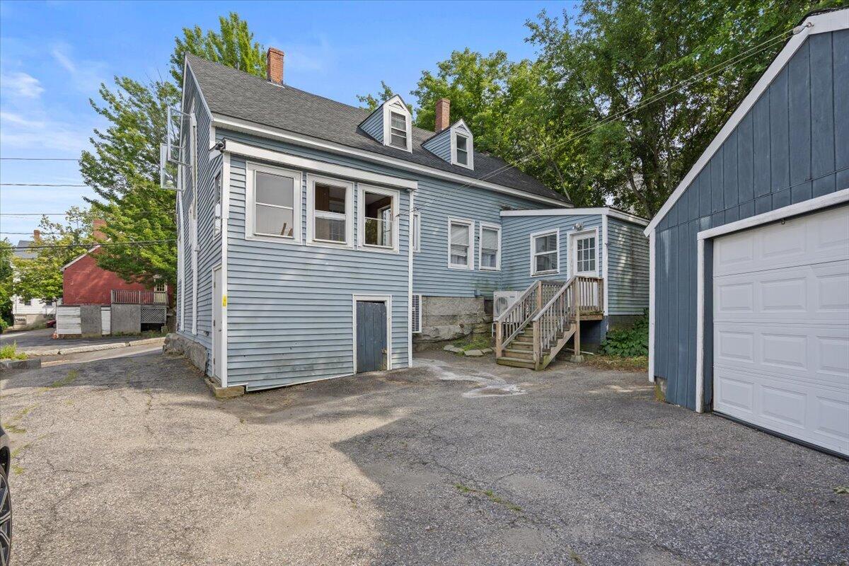 main property photo 25