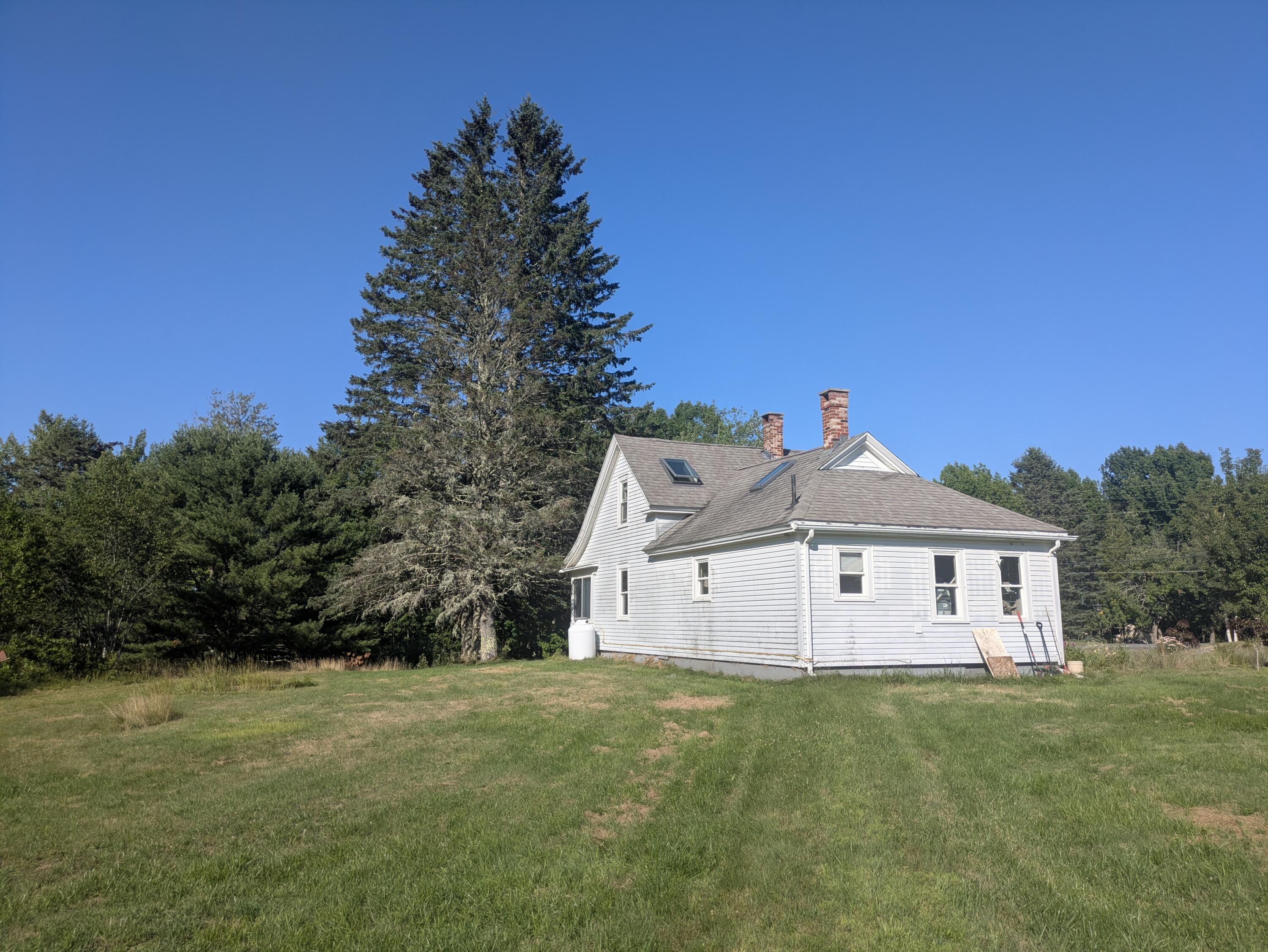 main property photo 4