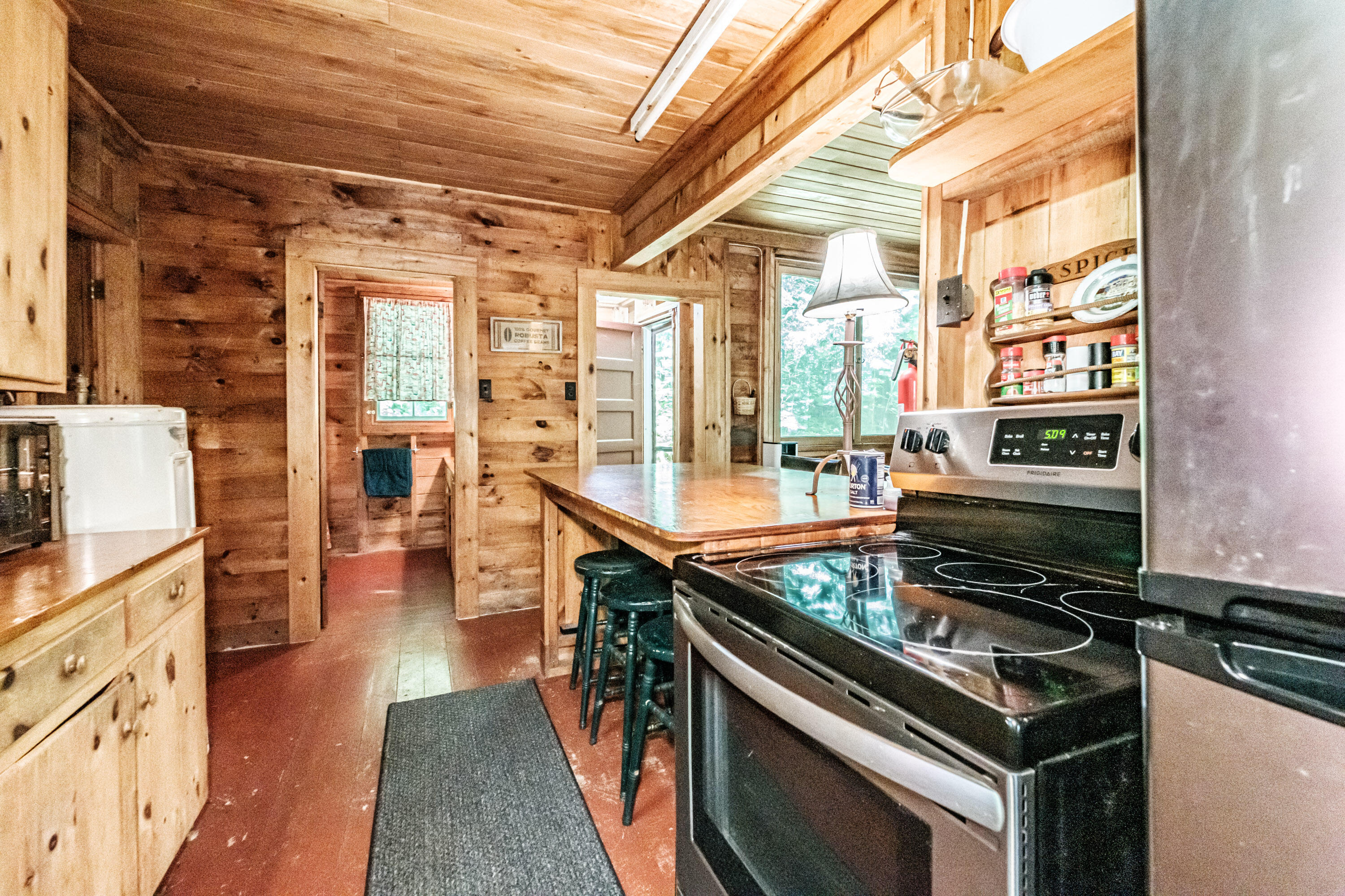main property photo 82